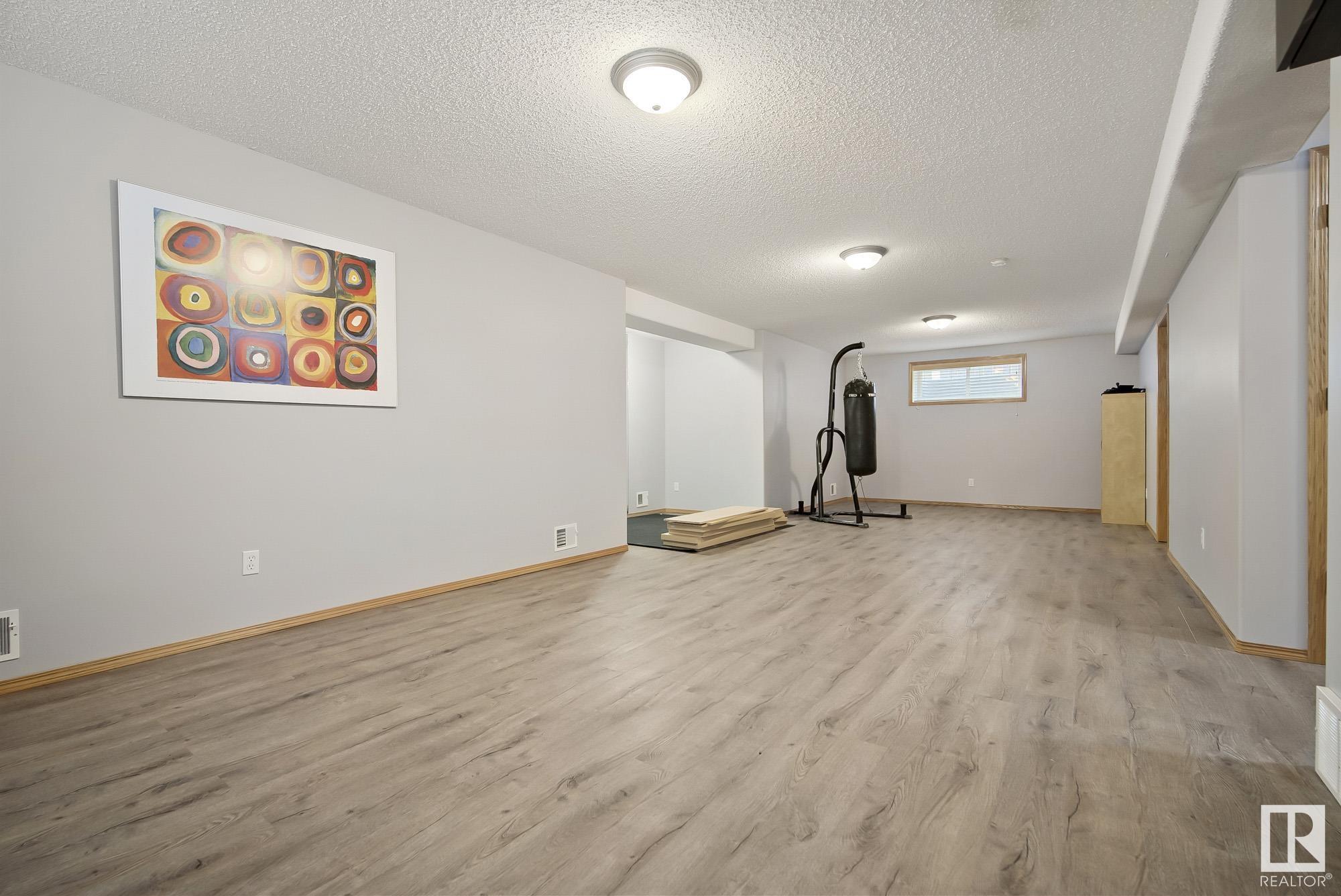 569 FORREST Drive