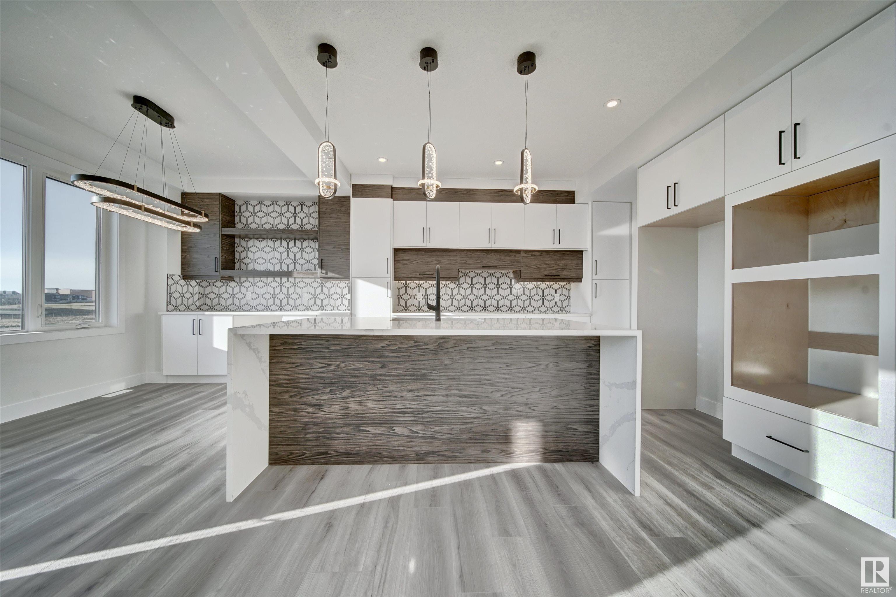 69 Edgefield Way
