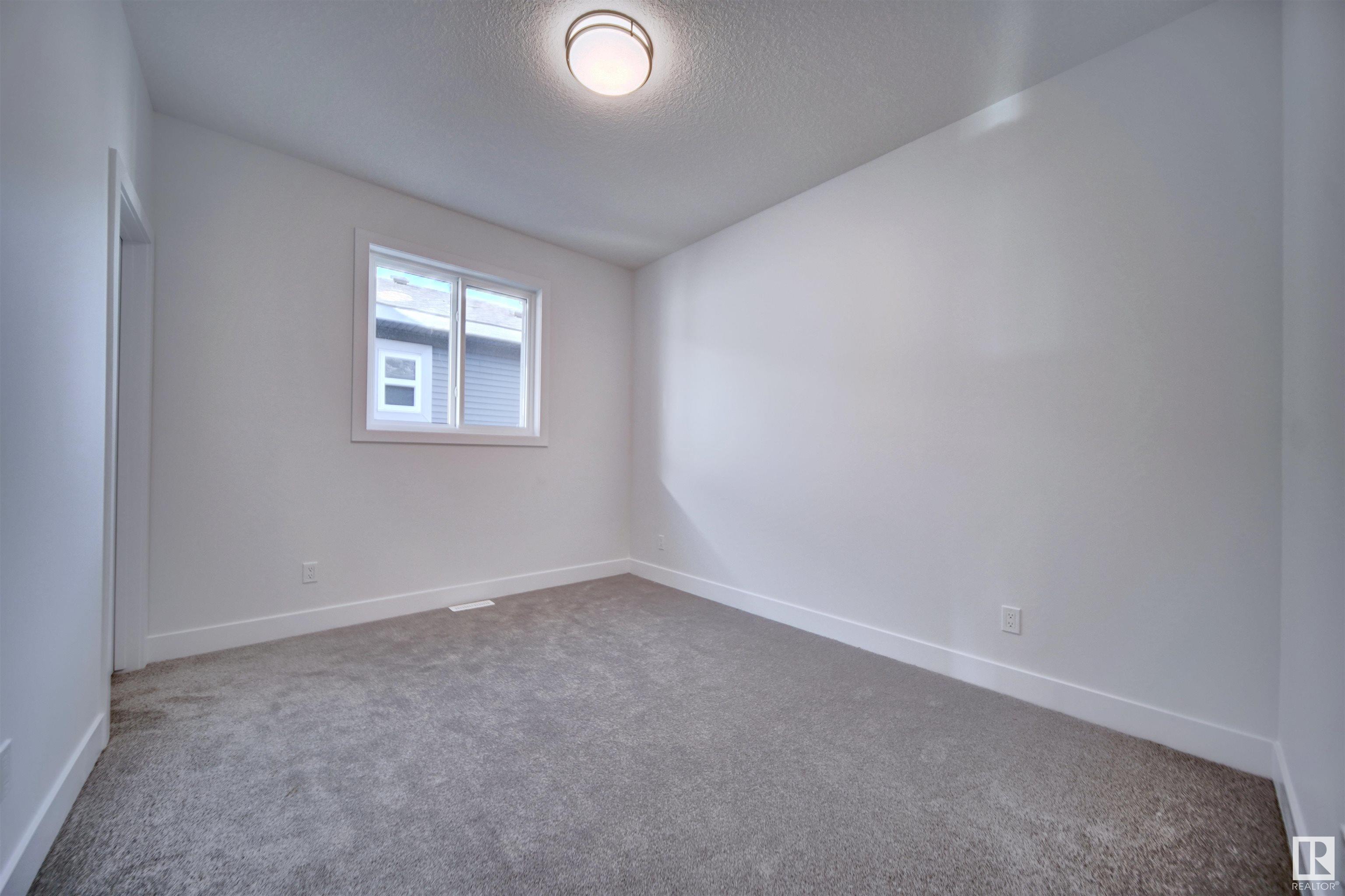 69 Edgefield Way
