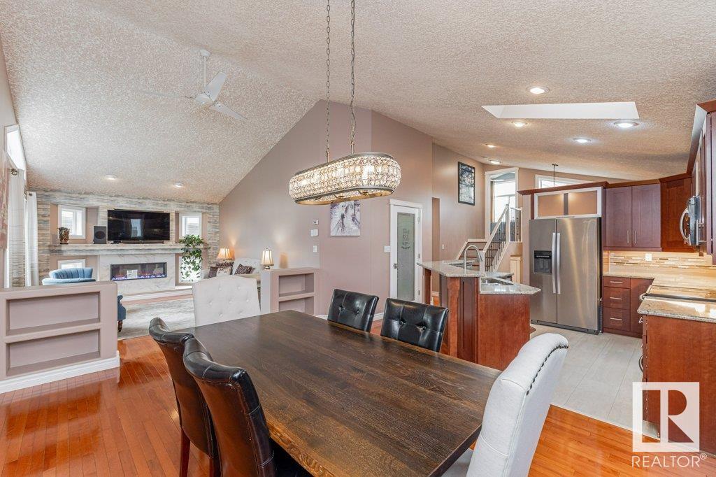 544 BYRNE Crescent