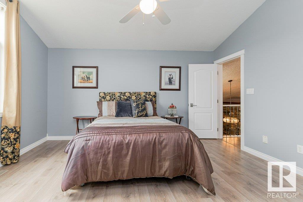 544 BYRNE Crescent