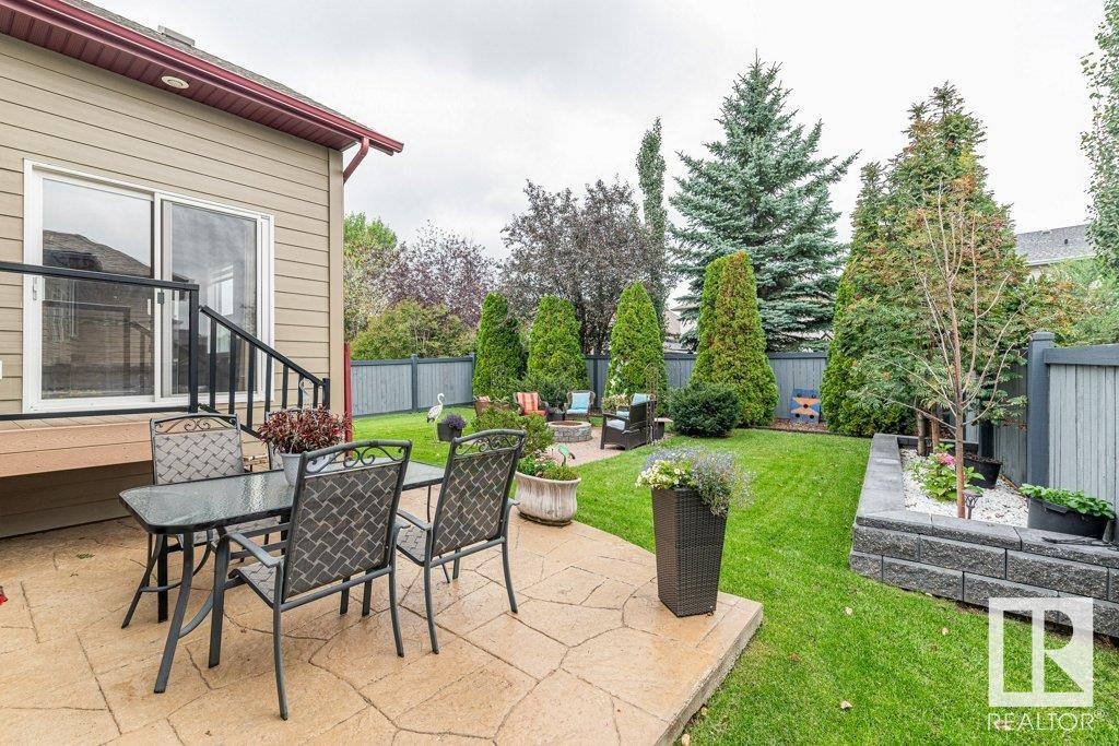 544 BYRNE Crescent