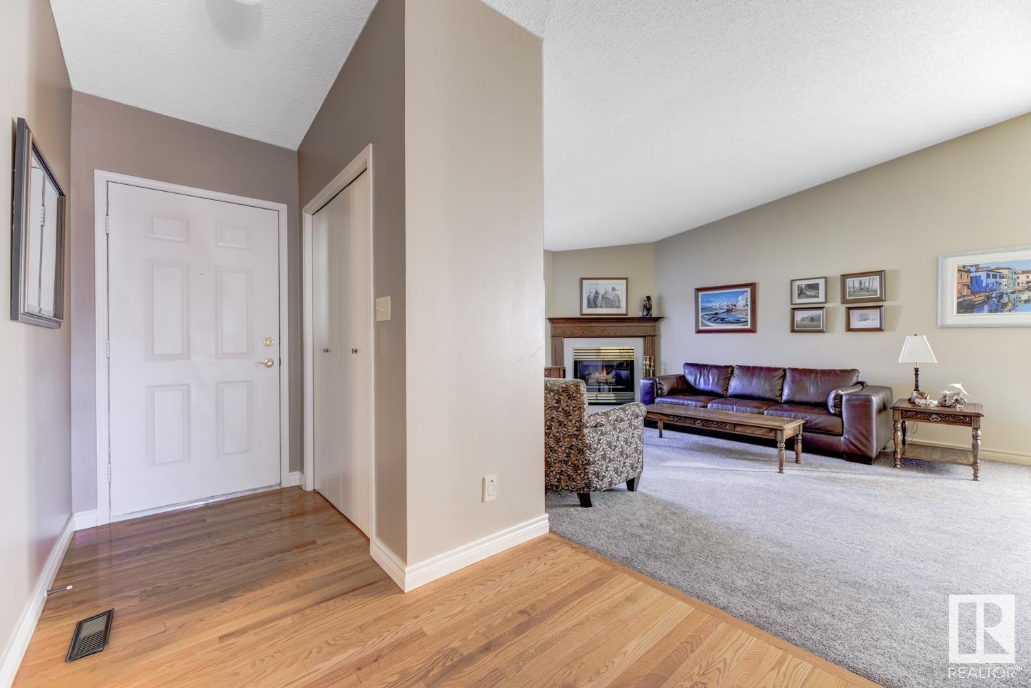 32 10 GRANGE Drive