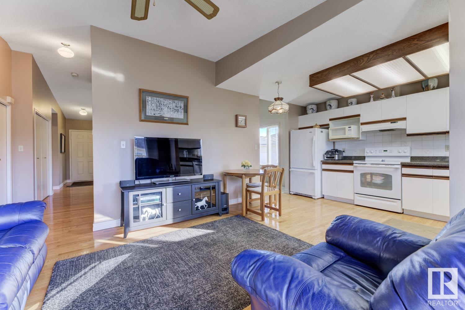 32 10 GRANGE Drive