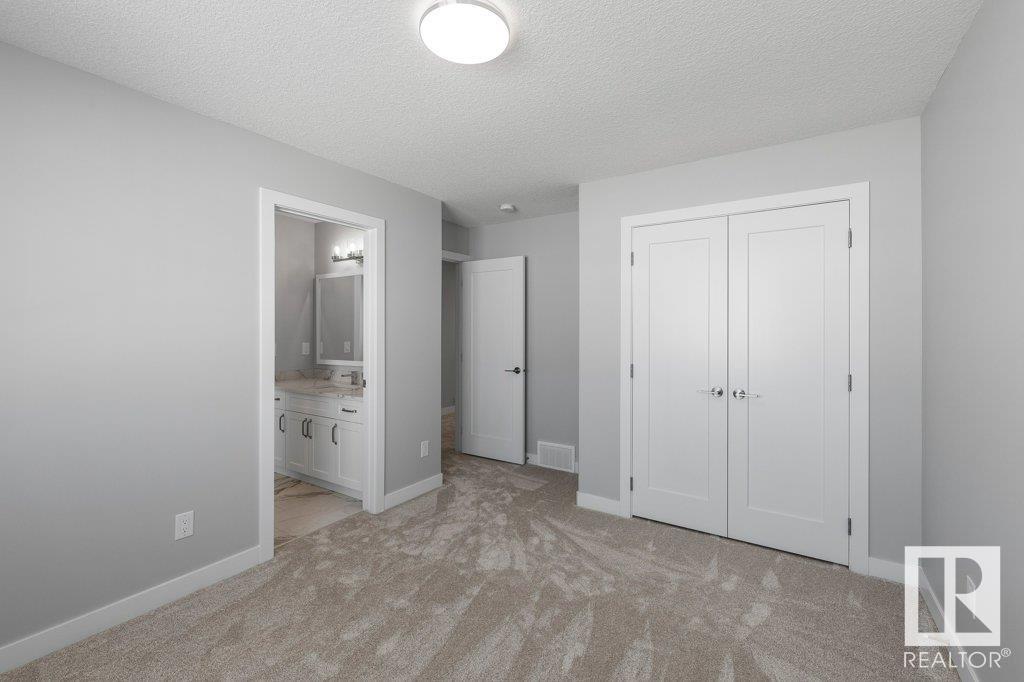 38 Edgefield Way