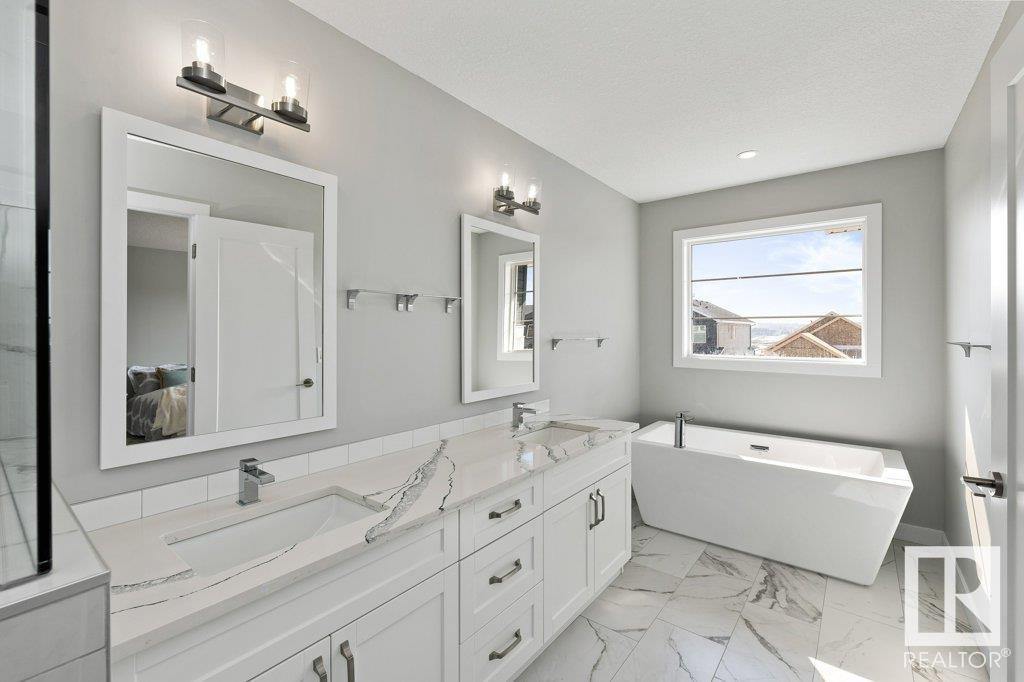 38 Edgefield Way