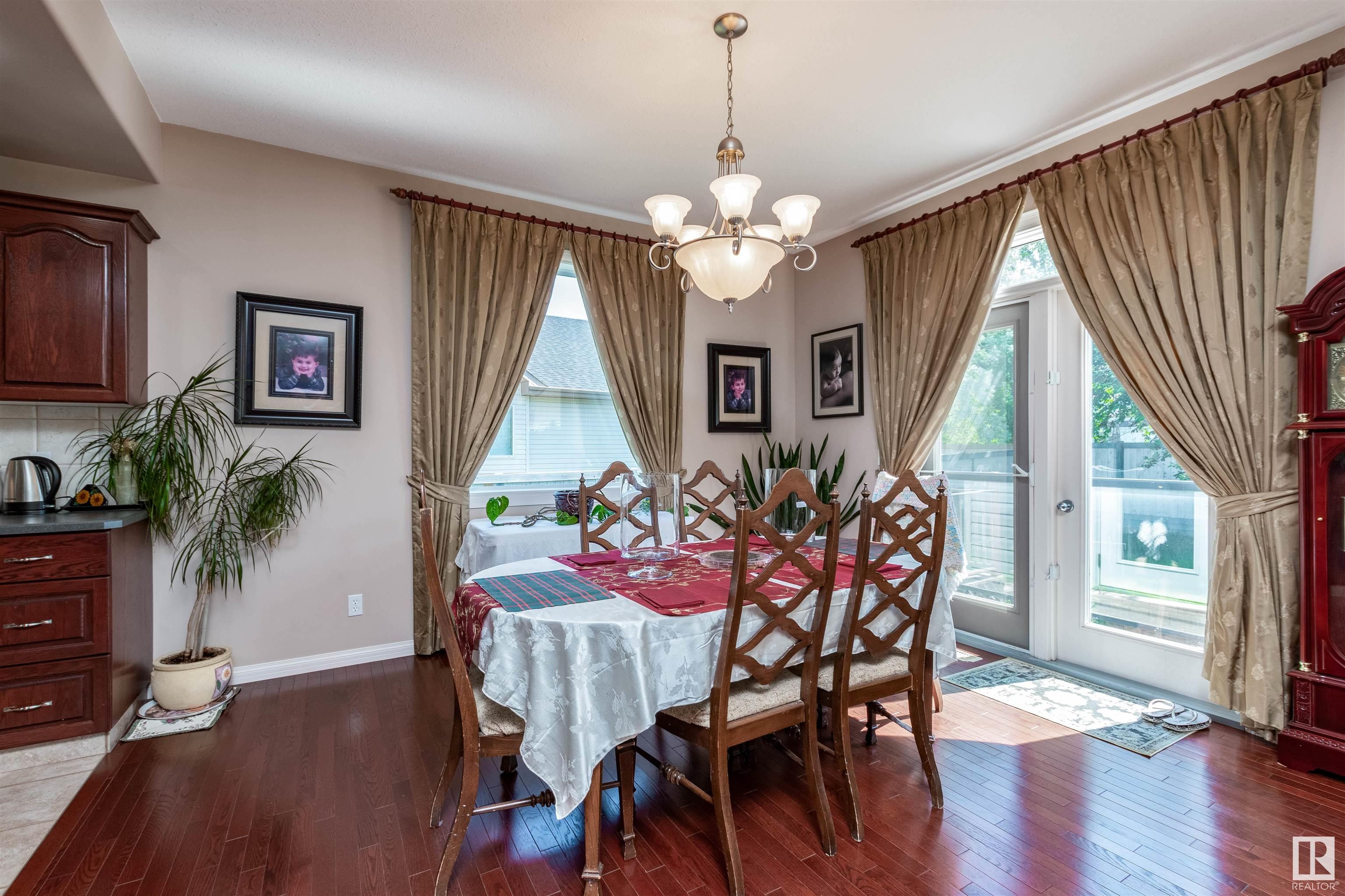 632 HIGHLAND Drive