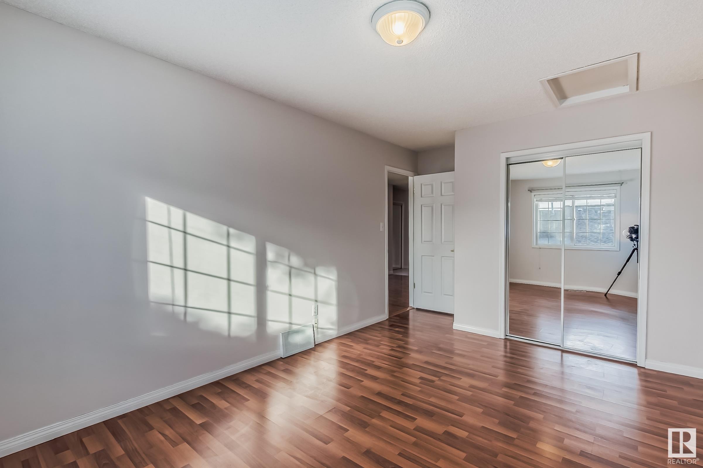 23 7 CRANFORD Way