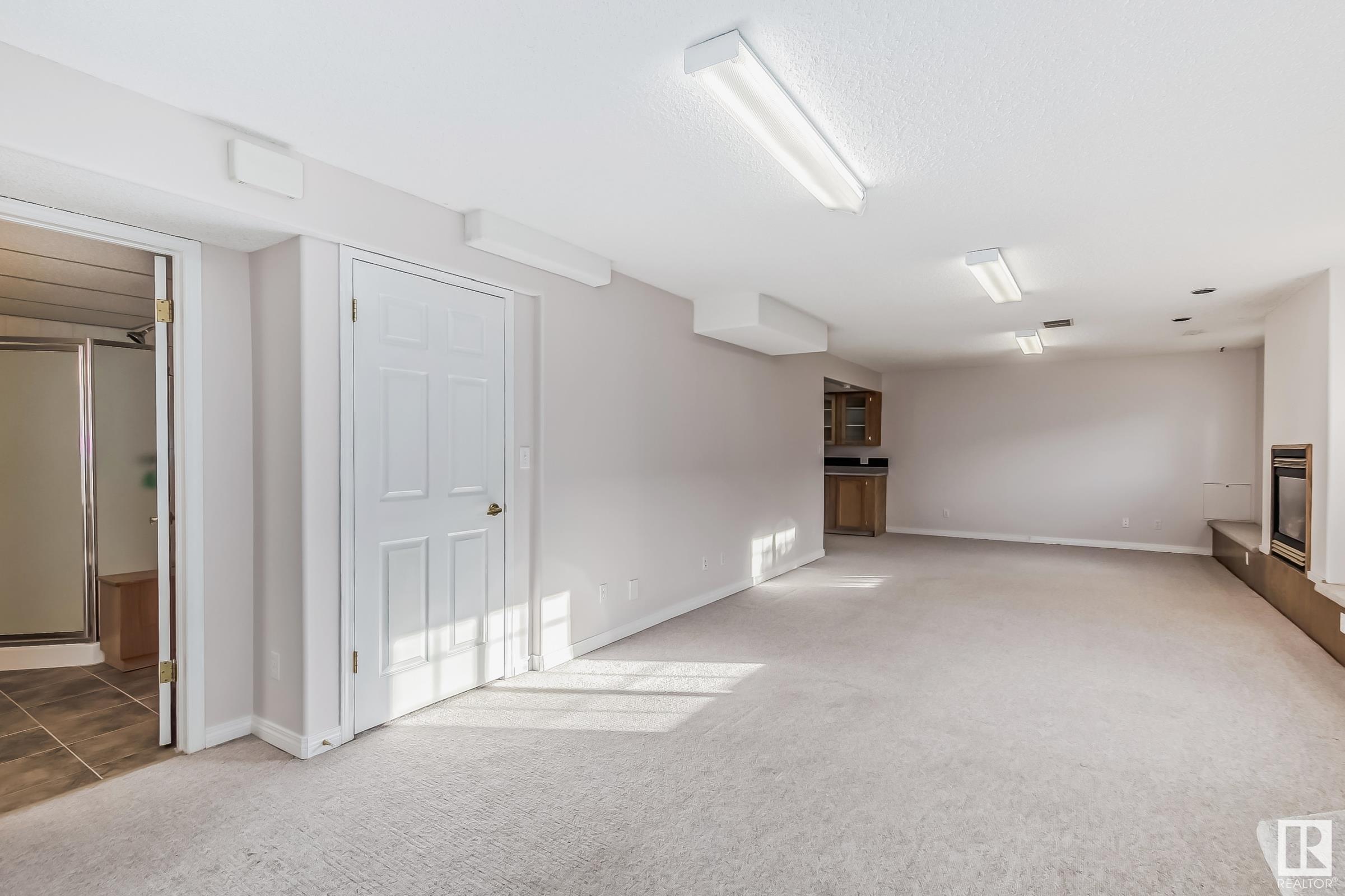 23 7 CRANFORD Way