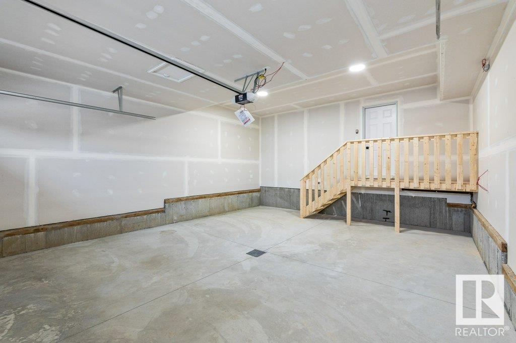 34 Edgefield Way