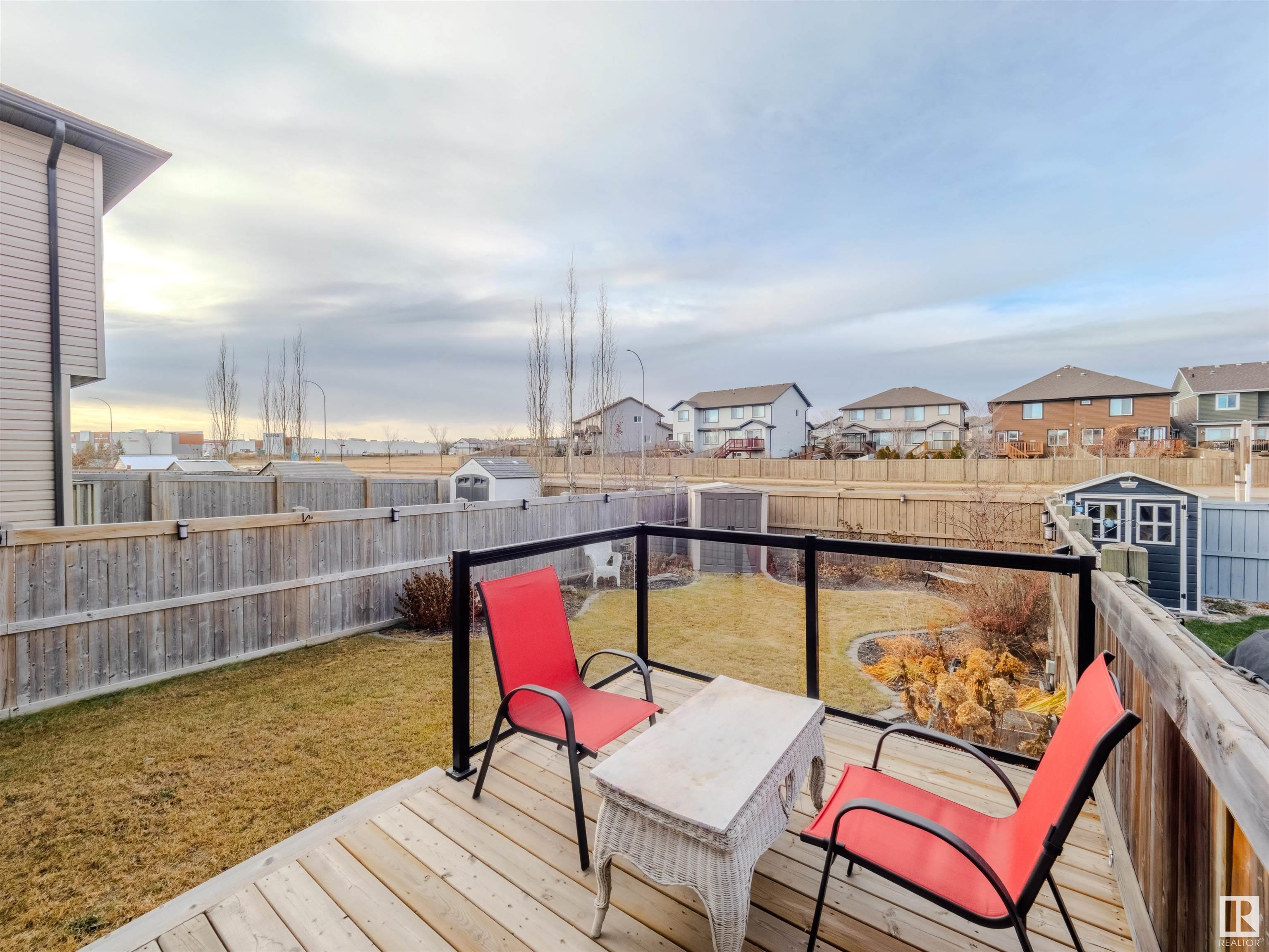 1749 HAMMOND Crescent