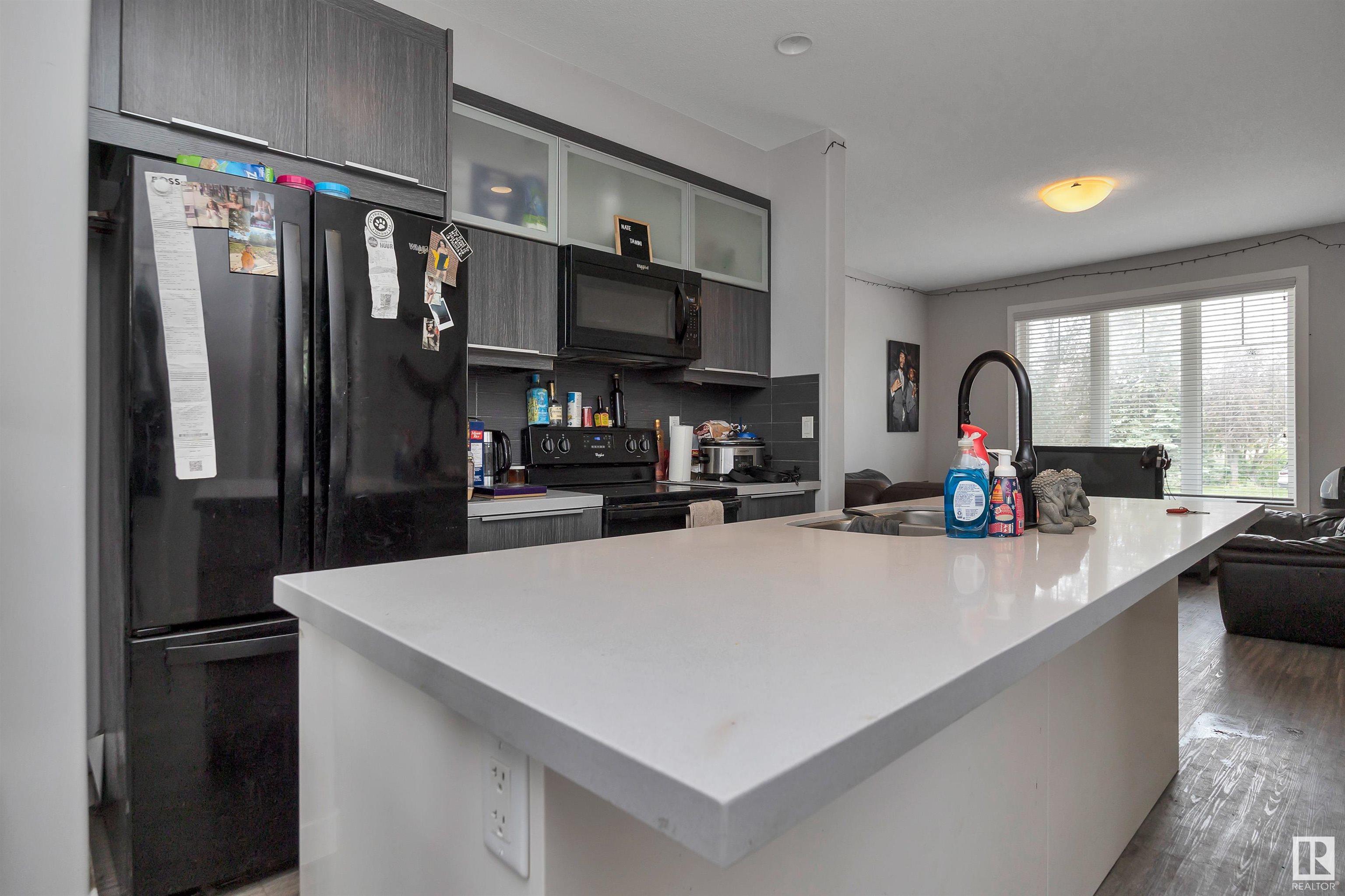 16309 100 Avenue
