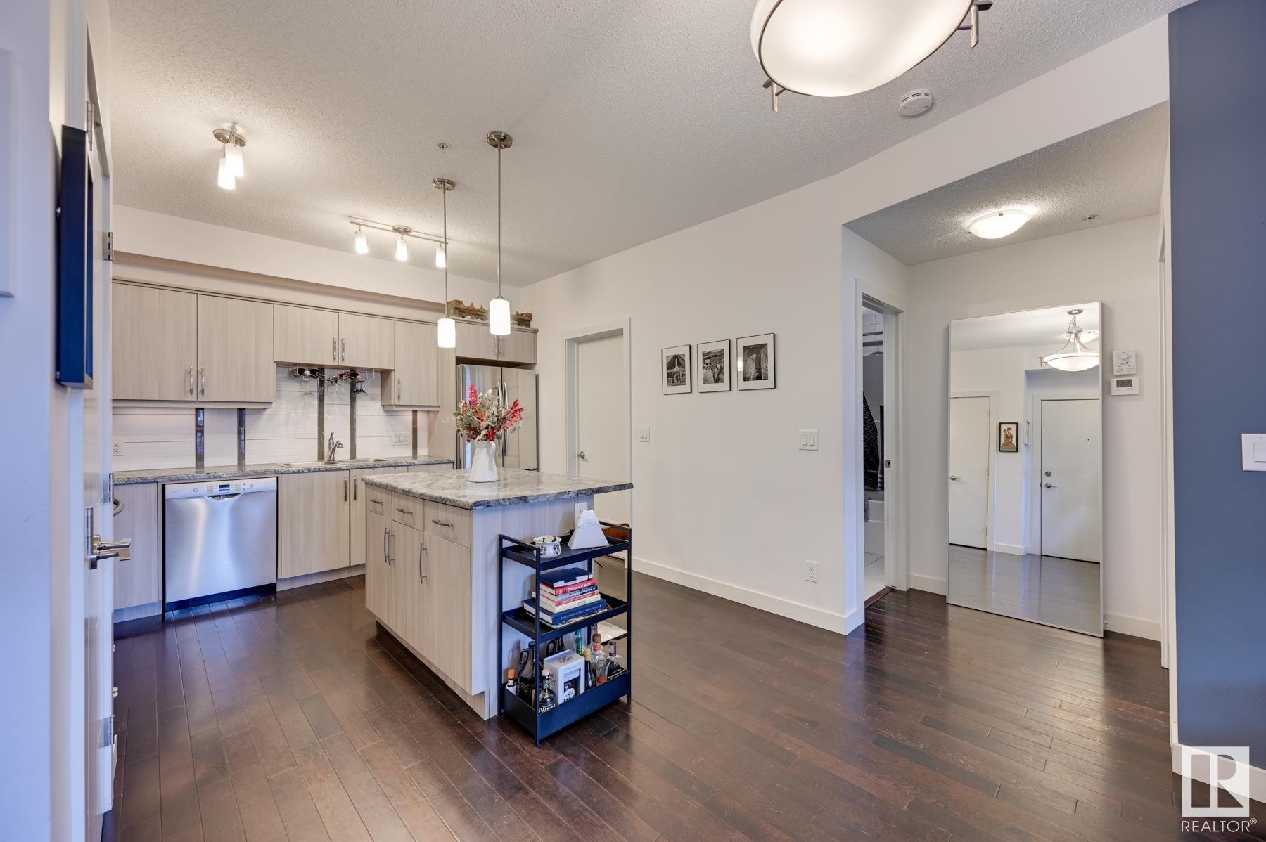 111 10523 123 Street