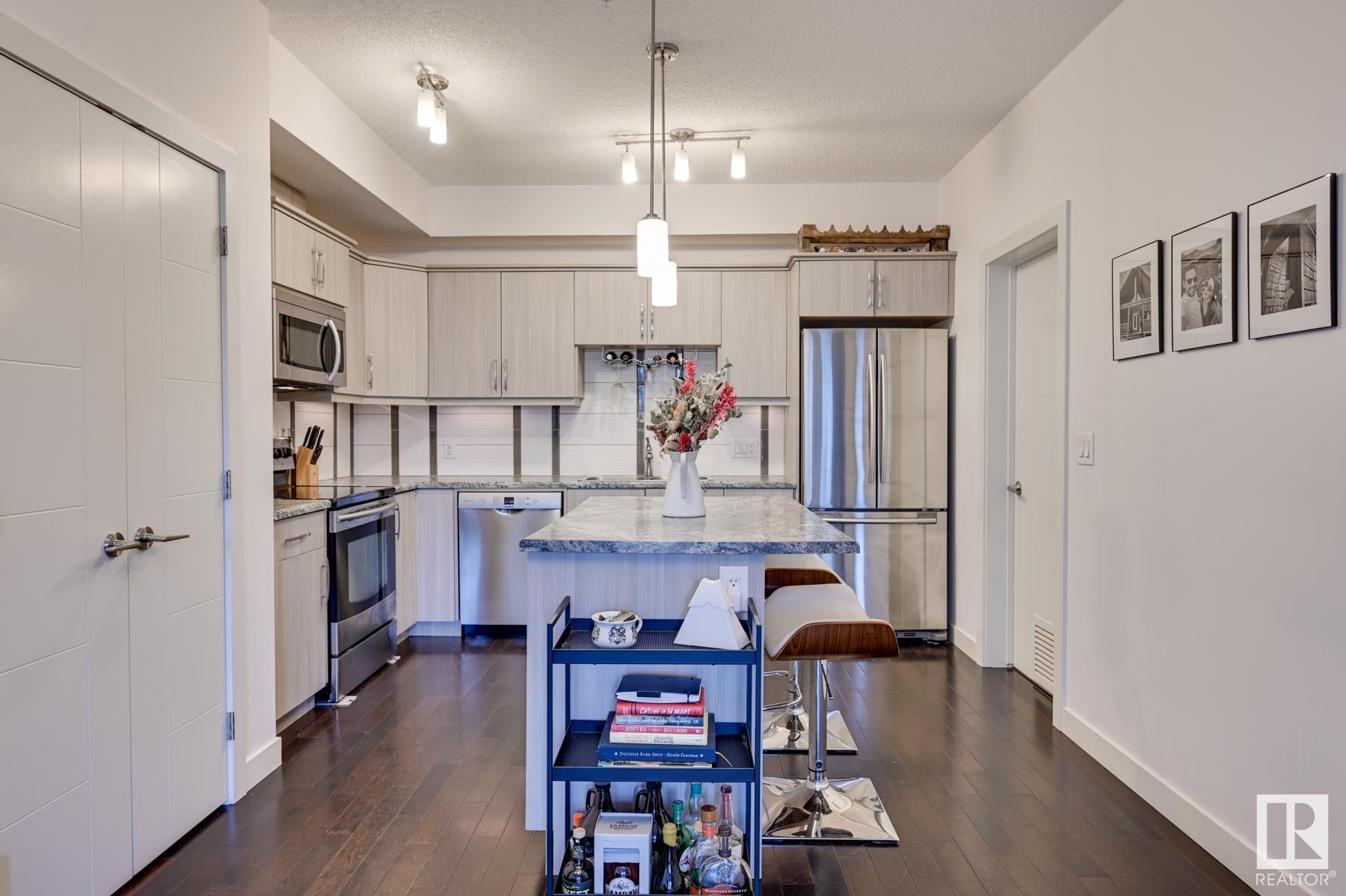 111 10523 123 Street