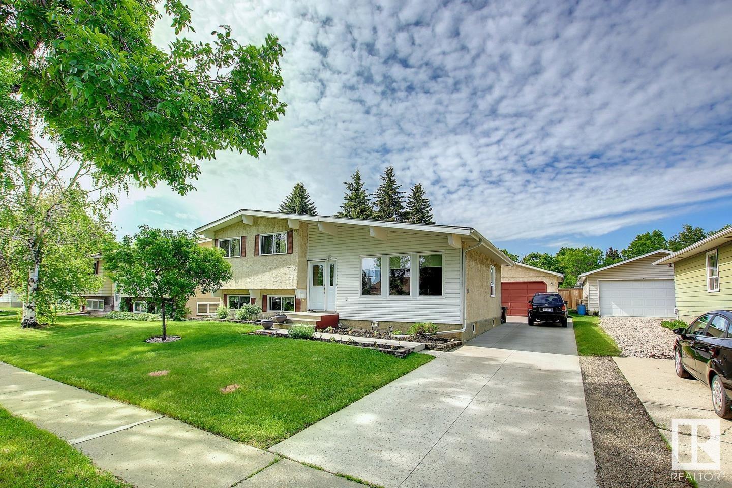 16 ARBOR Crescent