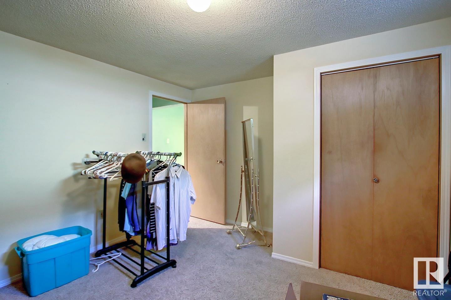 16 ARBOR Crescent