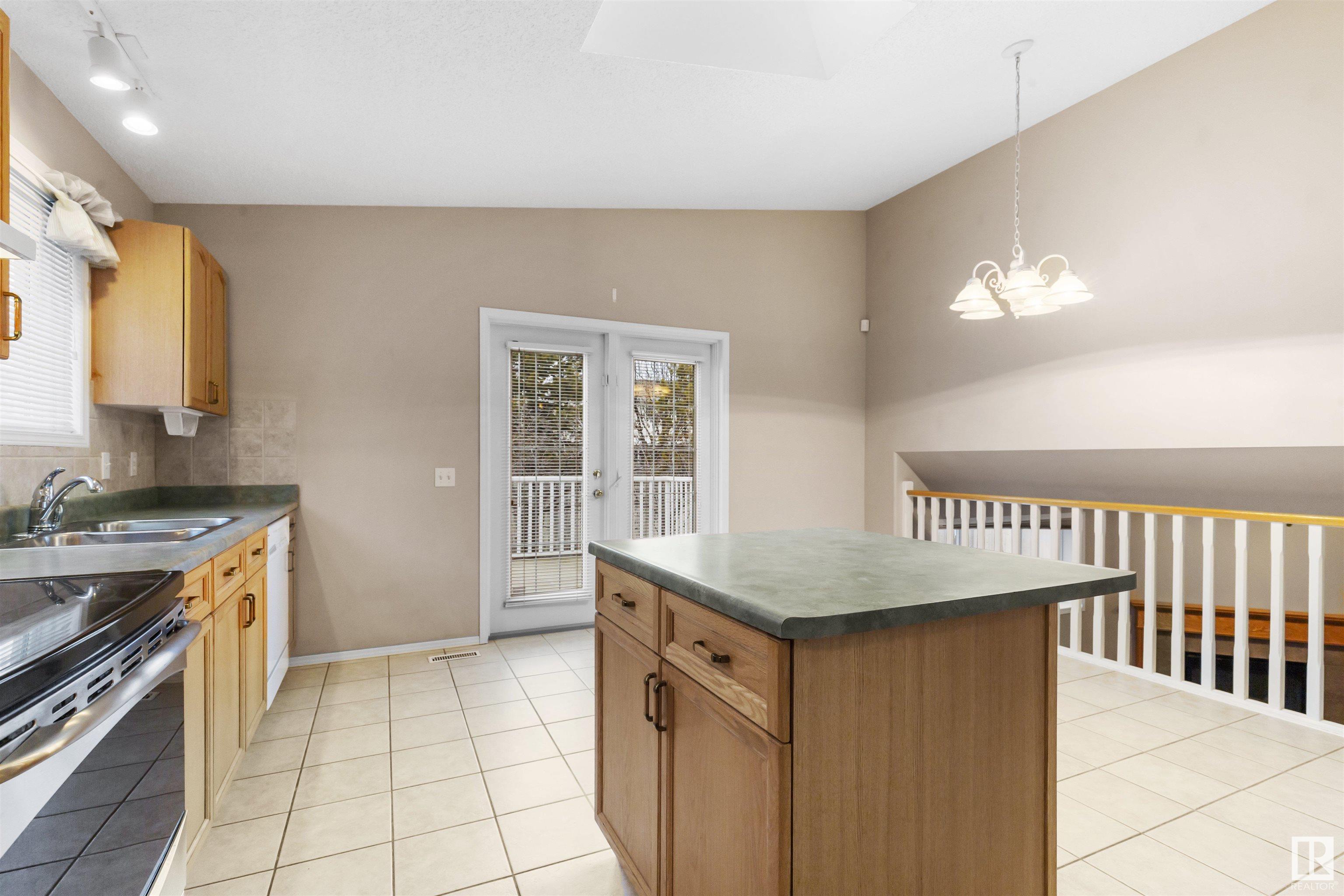 Listing E4365676 - Large Photo # 13