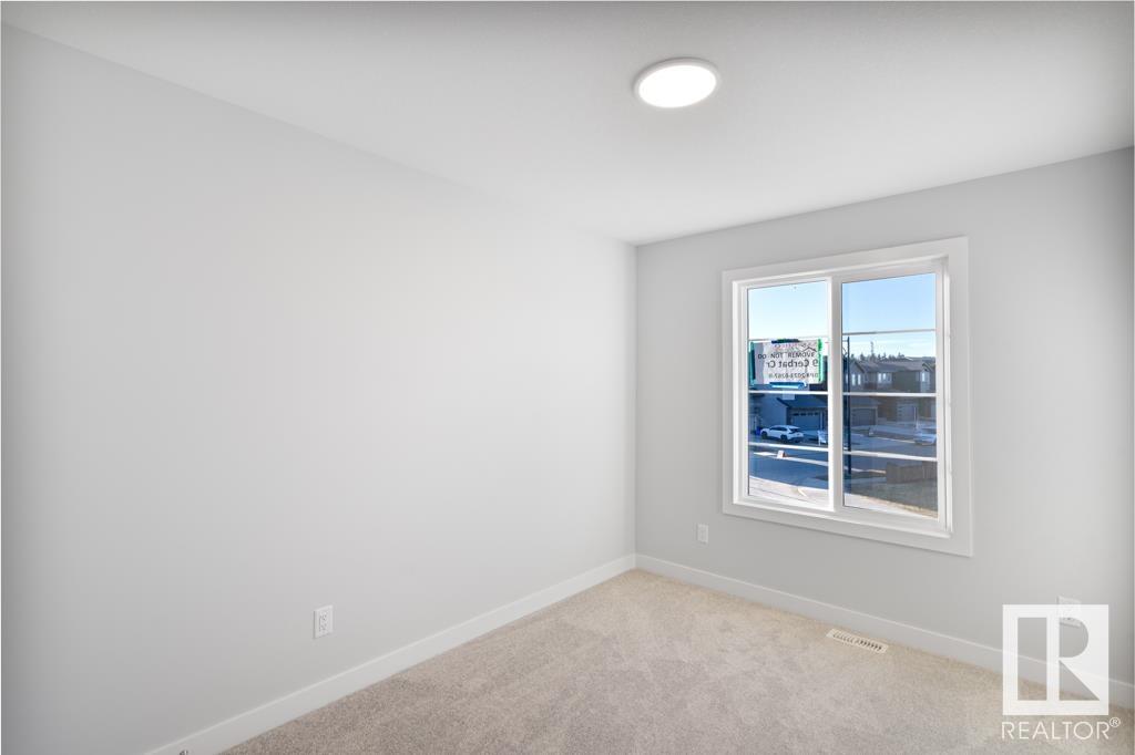 9 Cerbat Crescent