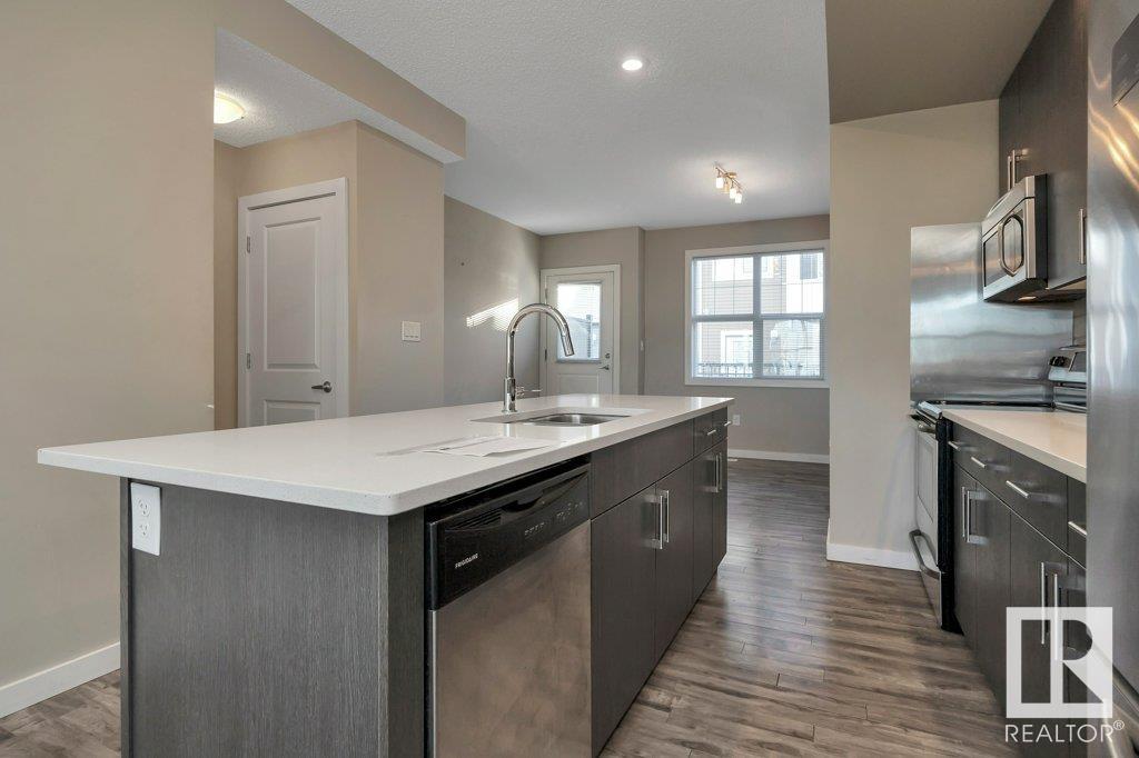 17 2803 JAMES MOWATT Trail SW