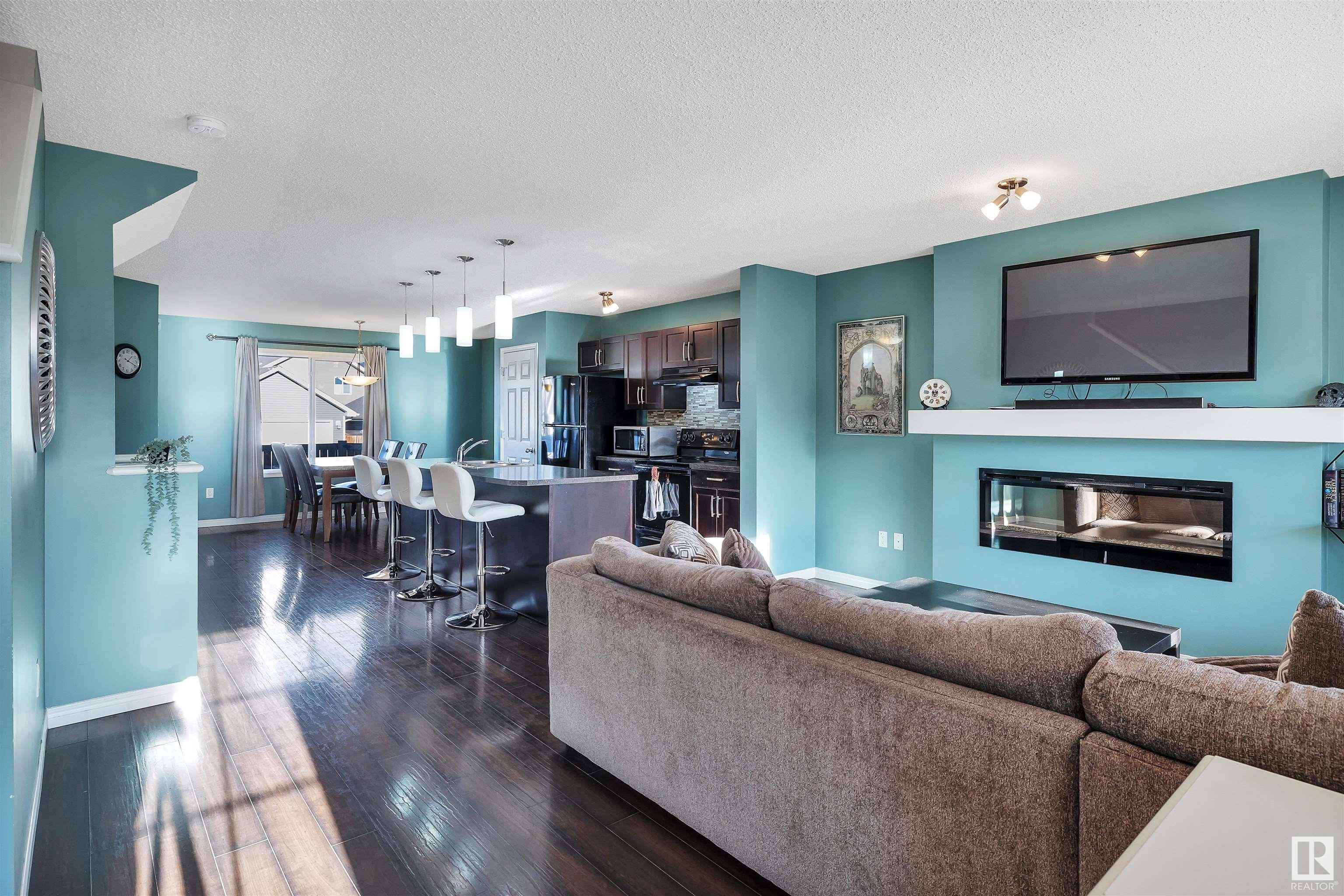 5671 CRABAPPLE Way