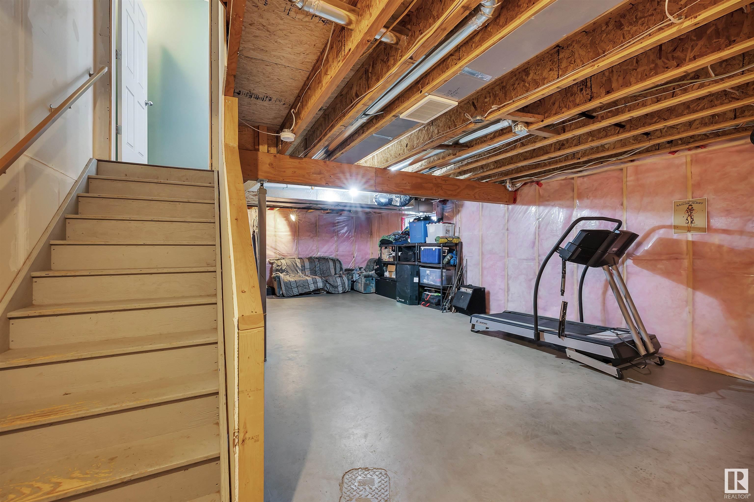 5671 CRABAPPLE Way
