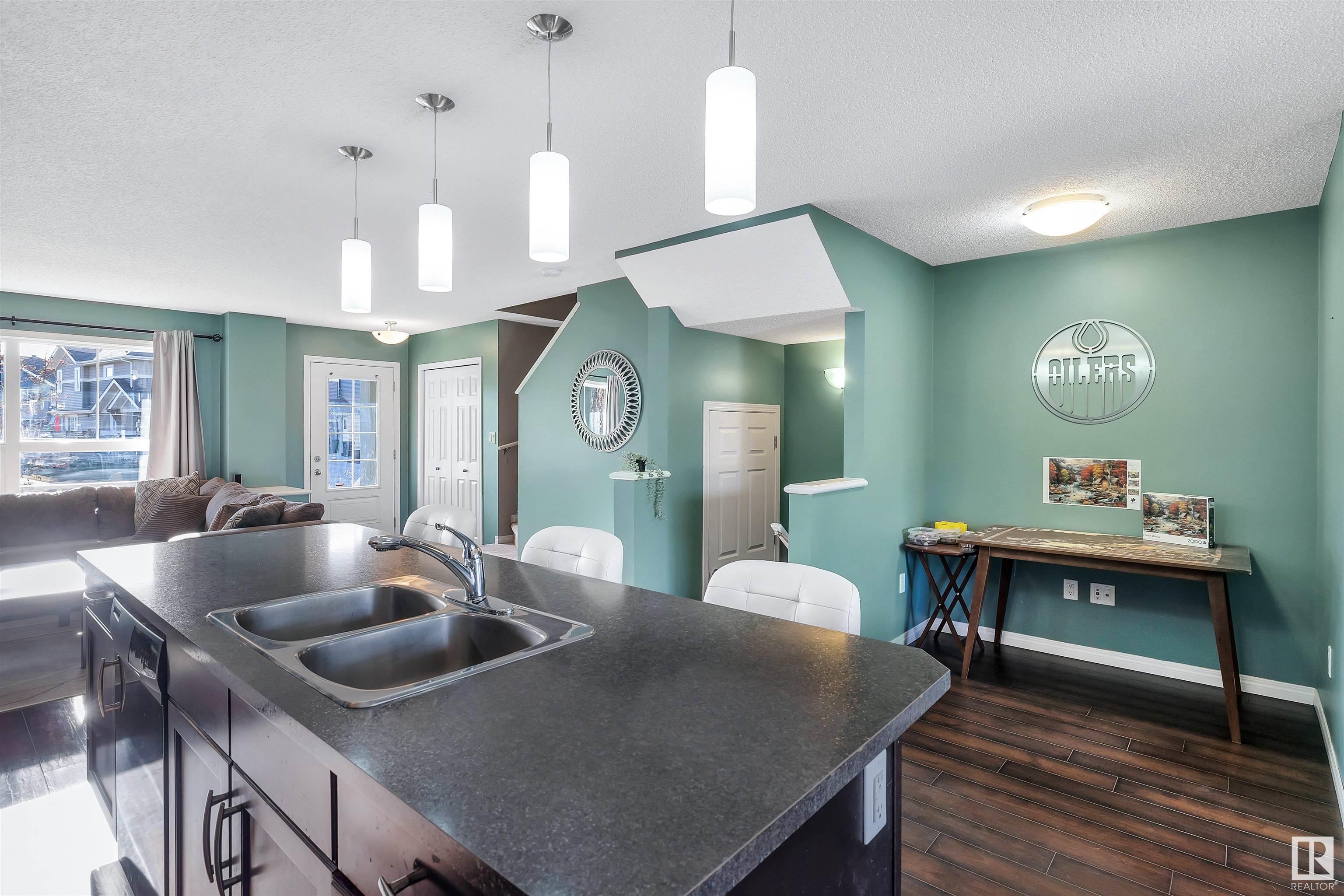 5671 CRABAPPLE Way