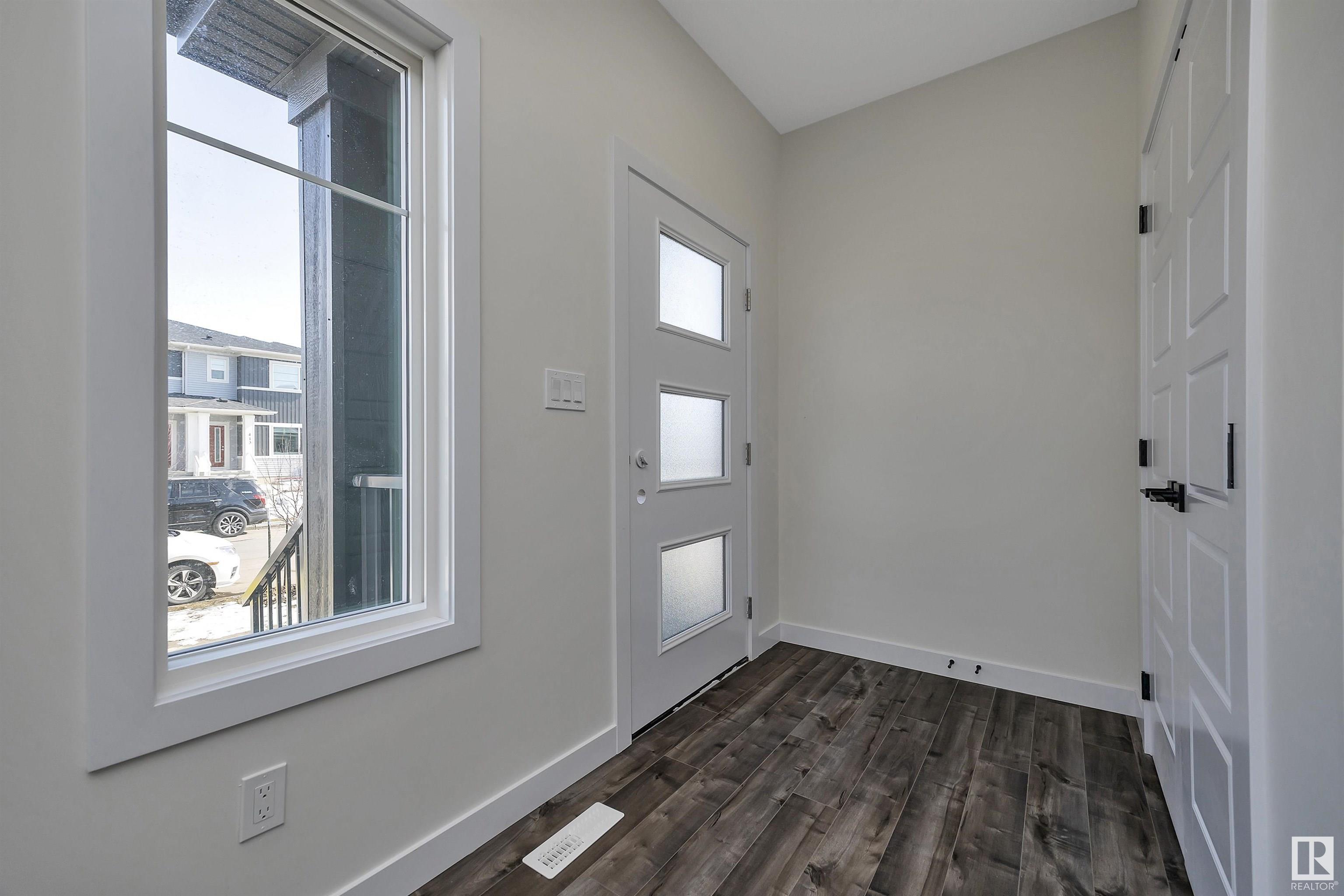 424 Blackstone Link