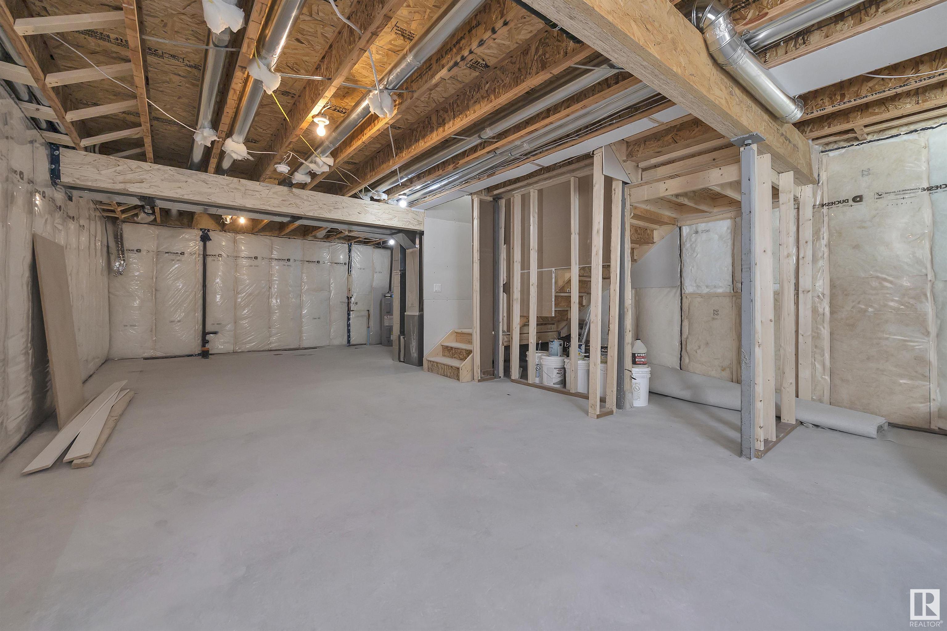 424 Blackstone Link