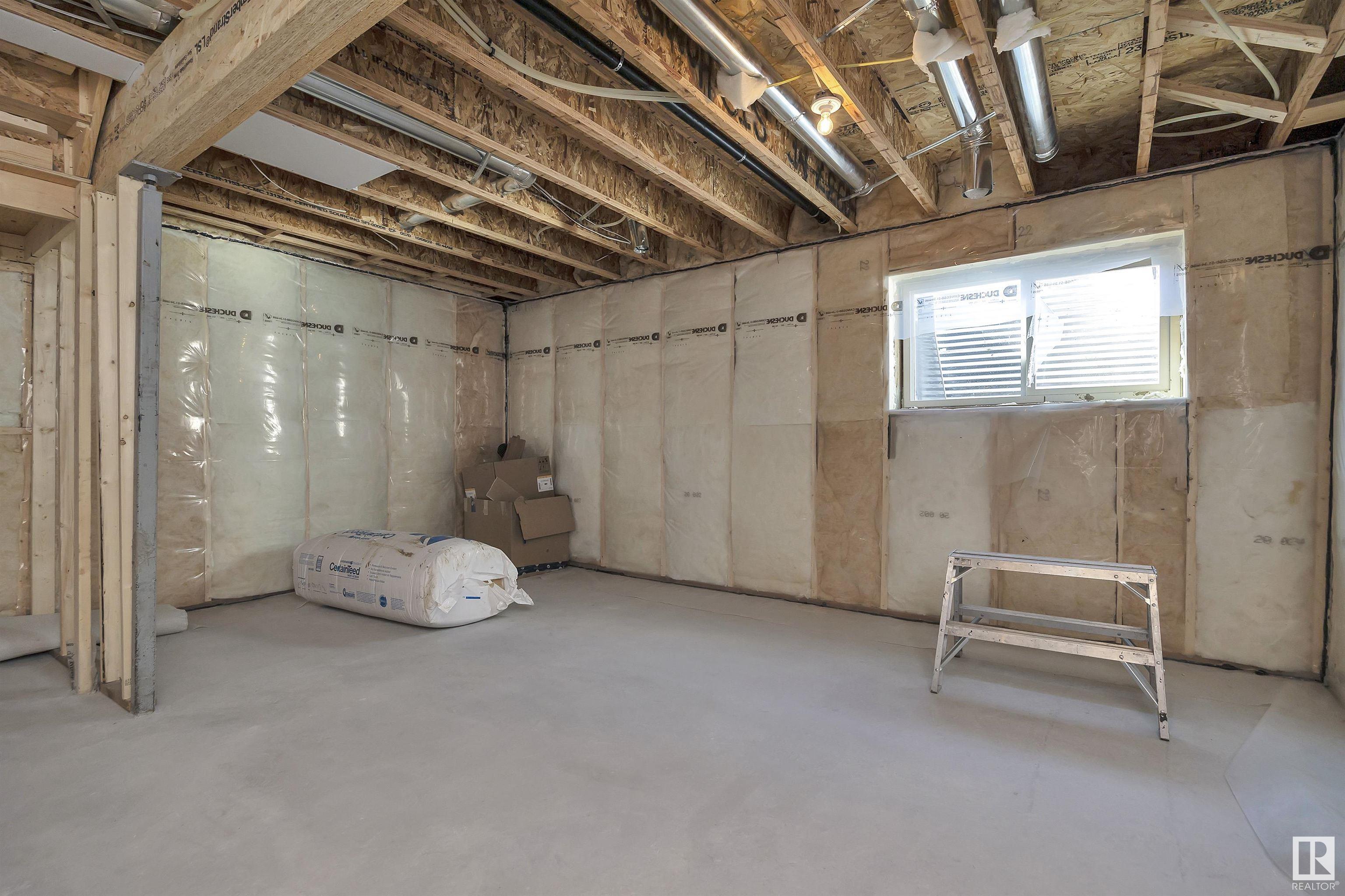 424 Blackstone Link