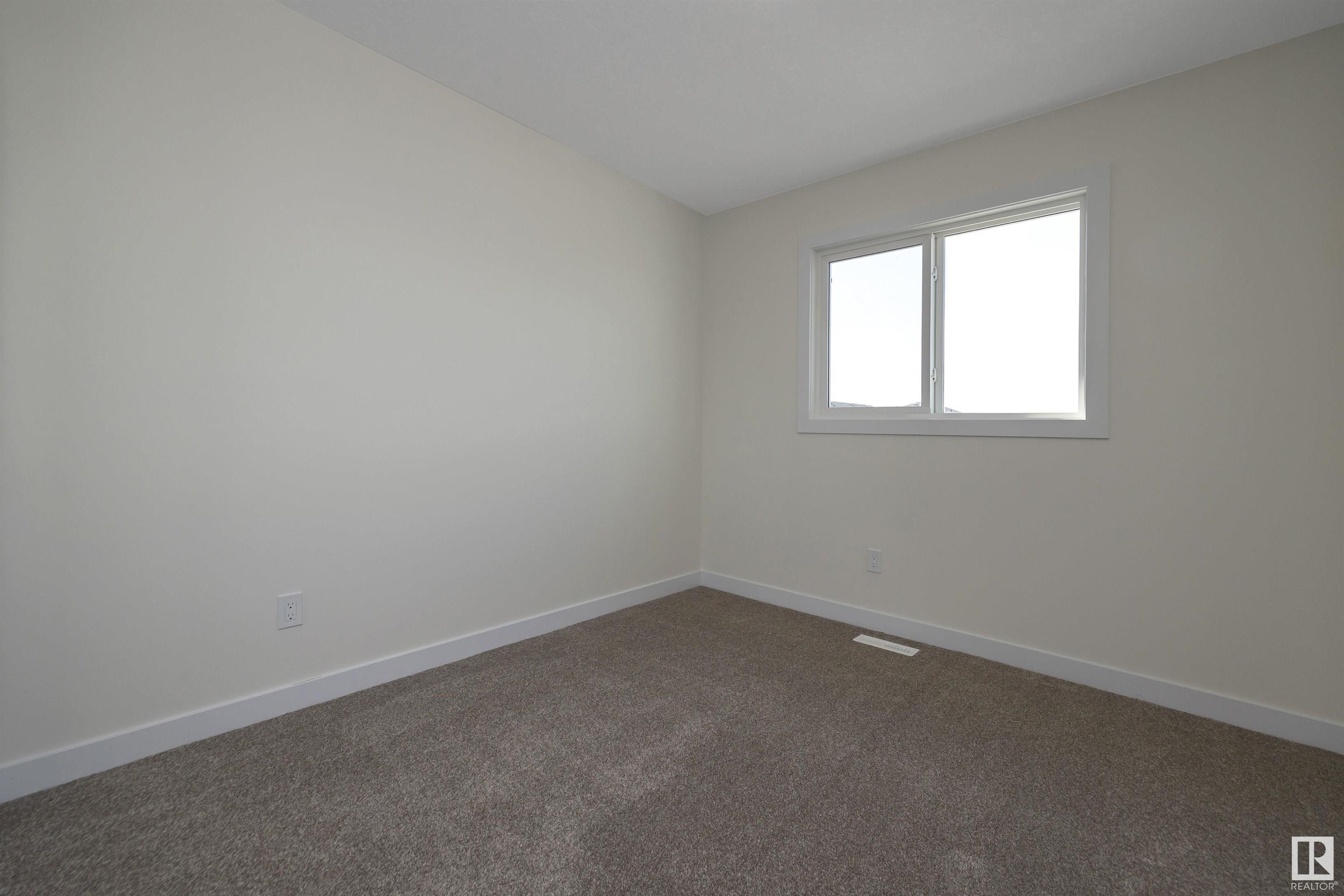 424 Blackstone Link