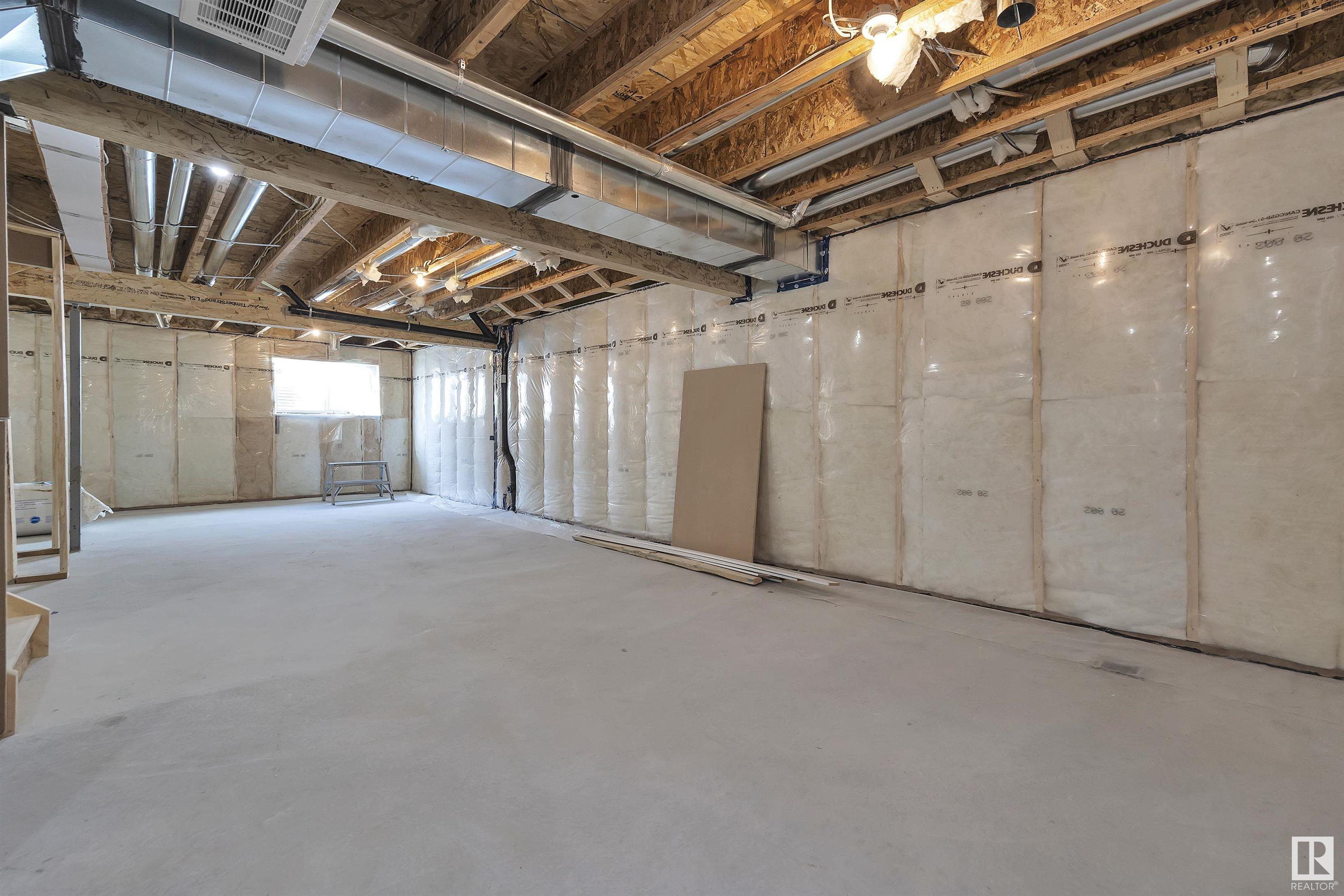 424 Blackstone Link