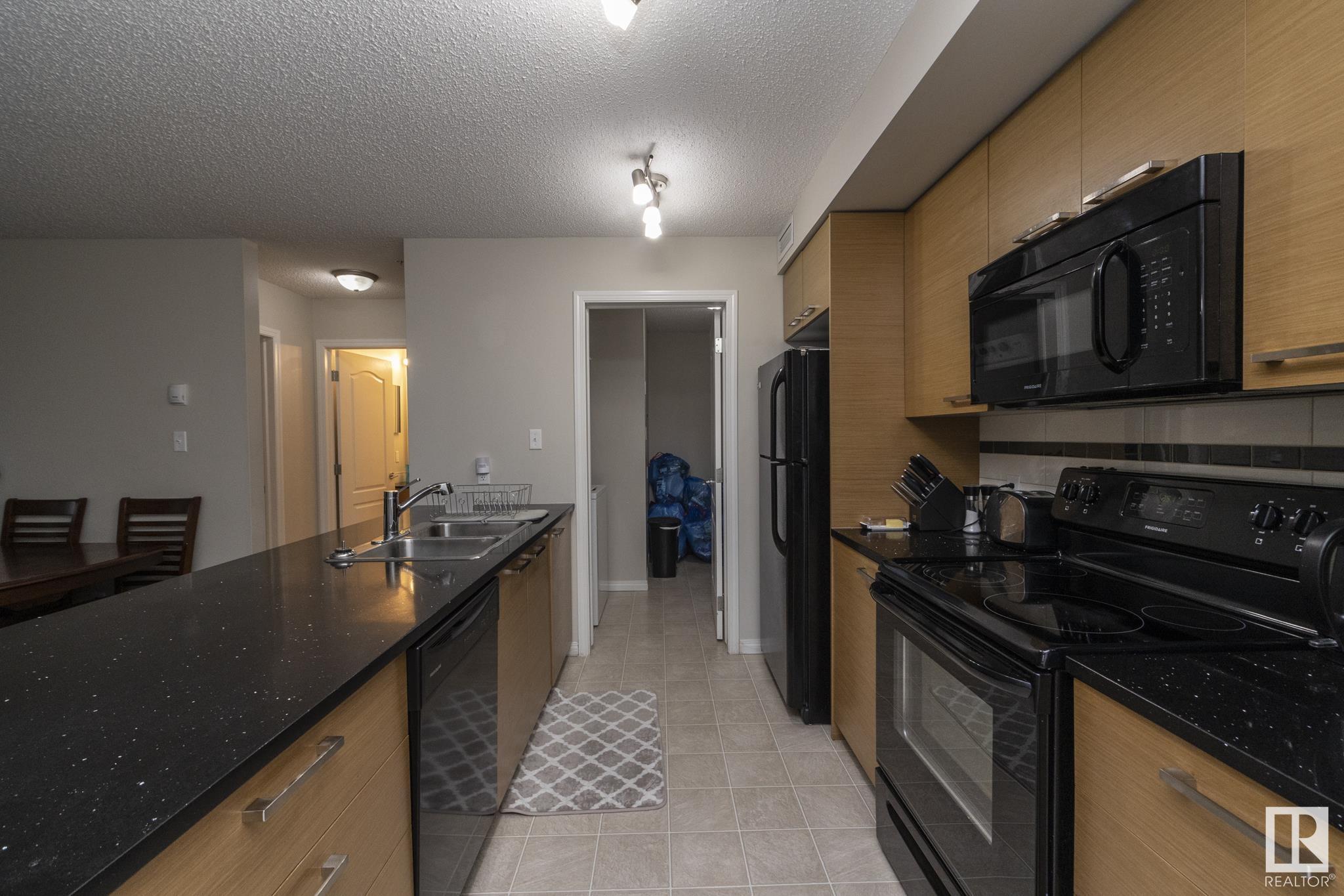 2209 7343 South Terwillegar Drive