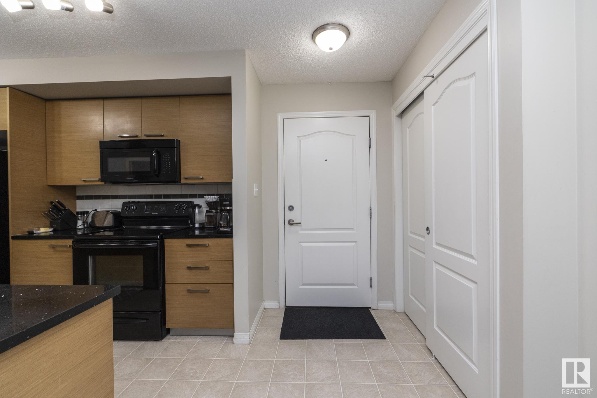 2209 7343 South Terwillegar Drive
