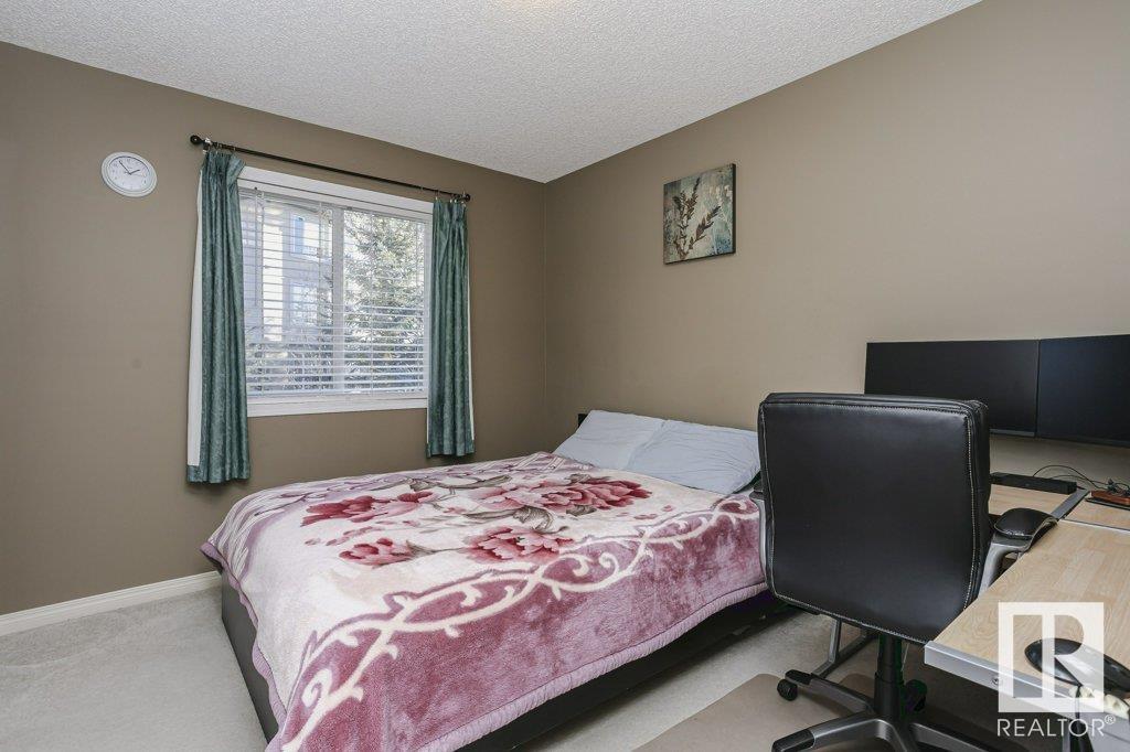 3949 MCMULLEN Green