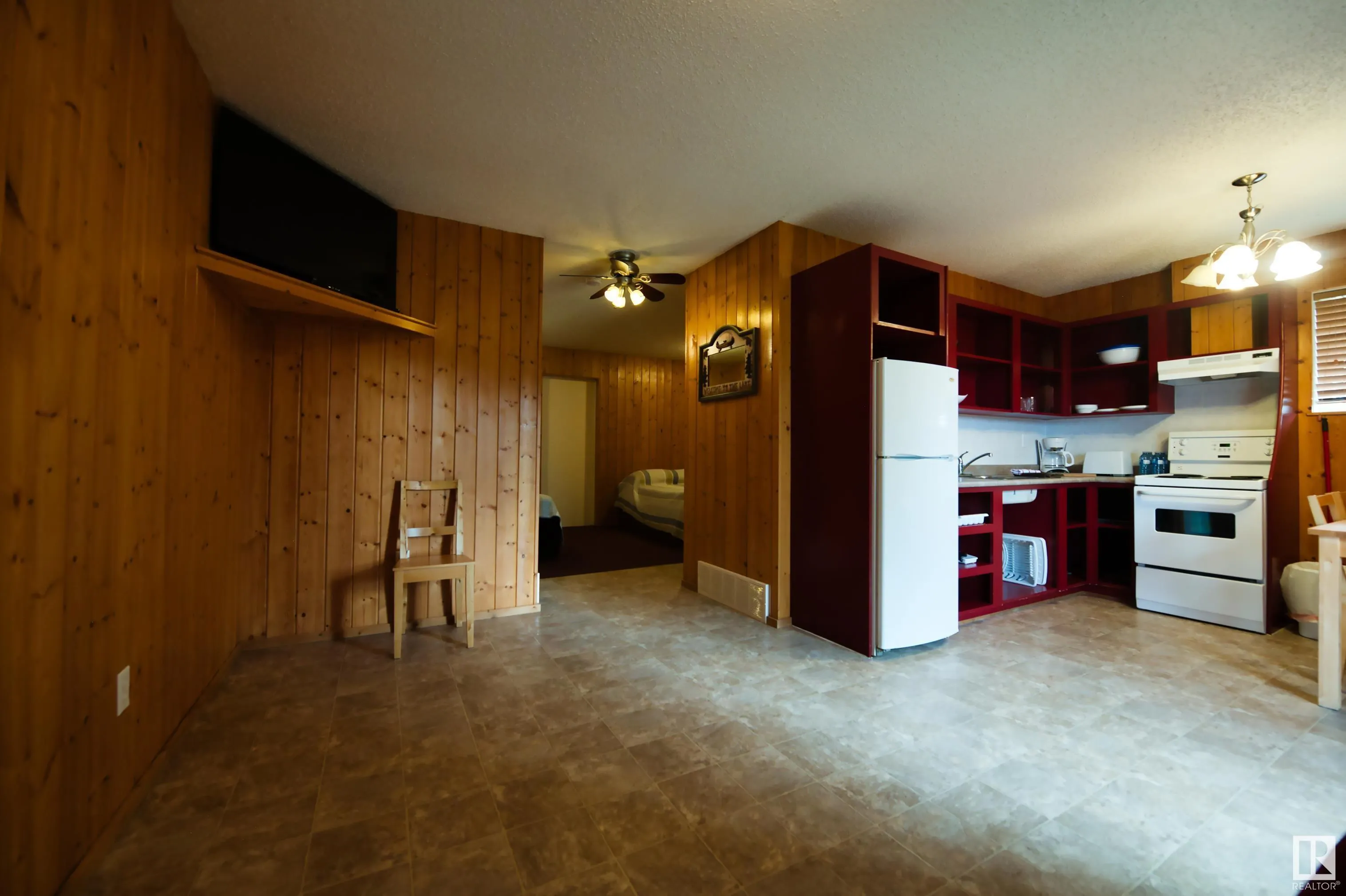3321 STE. ANNE TRAIL