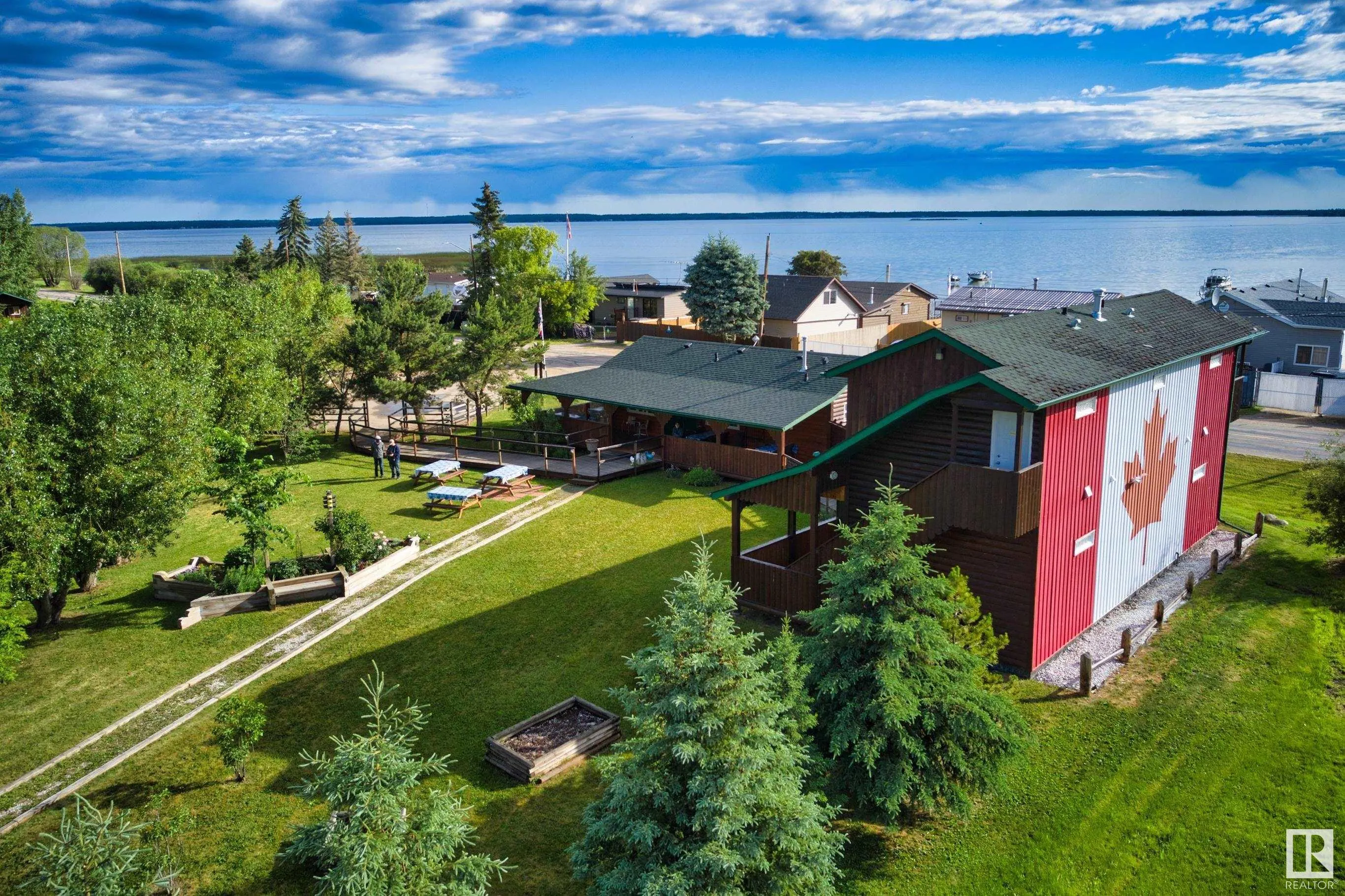 3321 STE. ANNE TRAIL