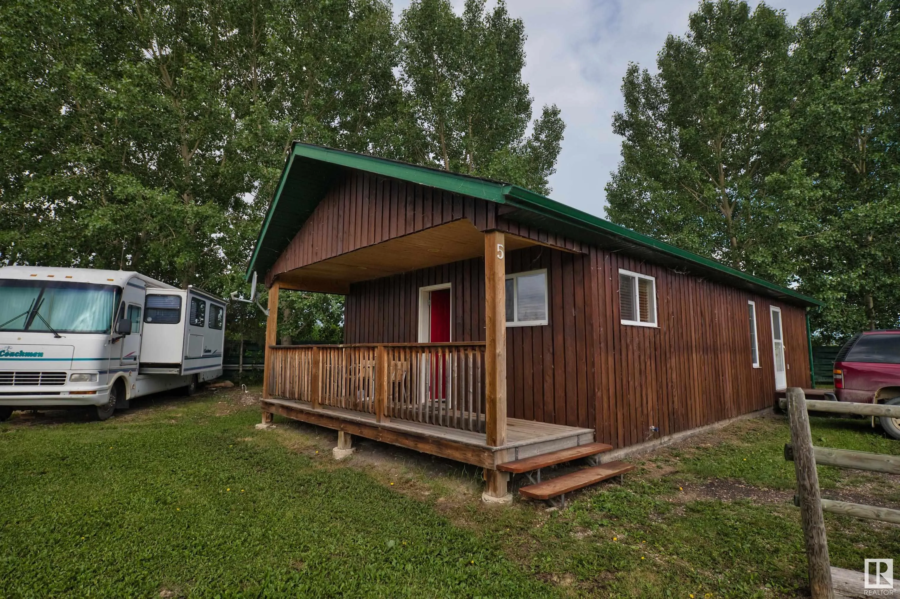 3321 STE. ANNE TRAIL