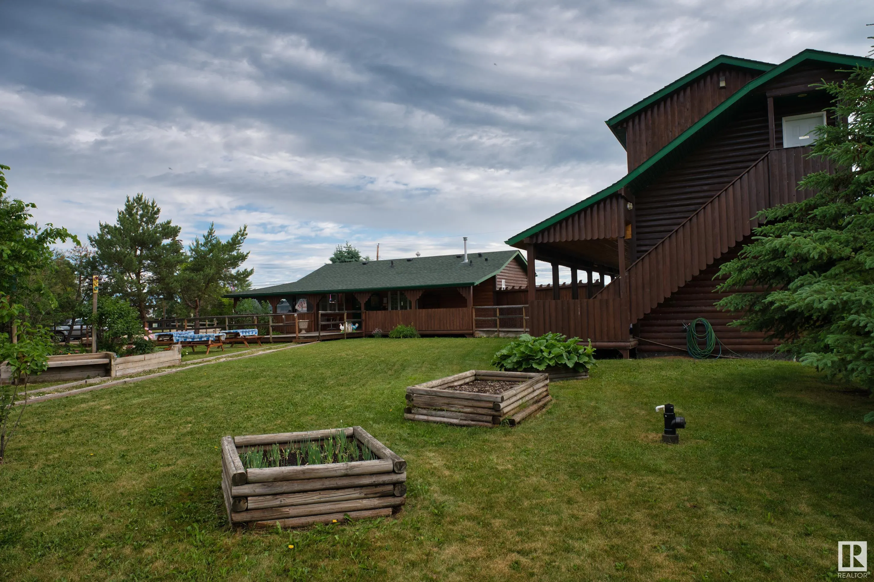 3321 STE. ANNE TRAIL