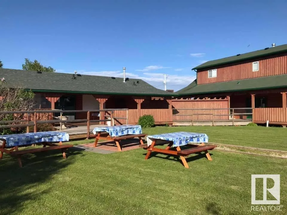 3321 STE. ANNE TRAIL
