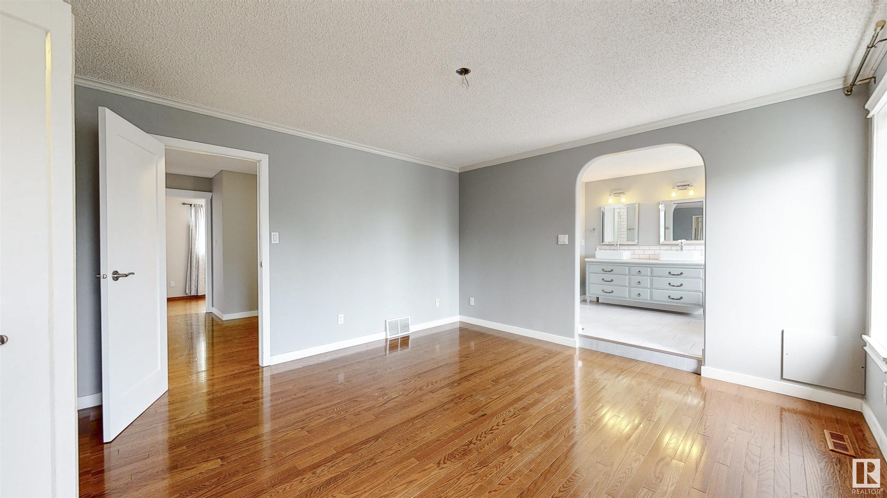 297 ESTATE Drive