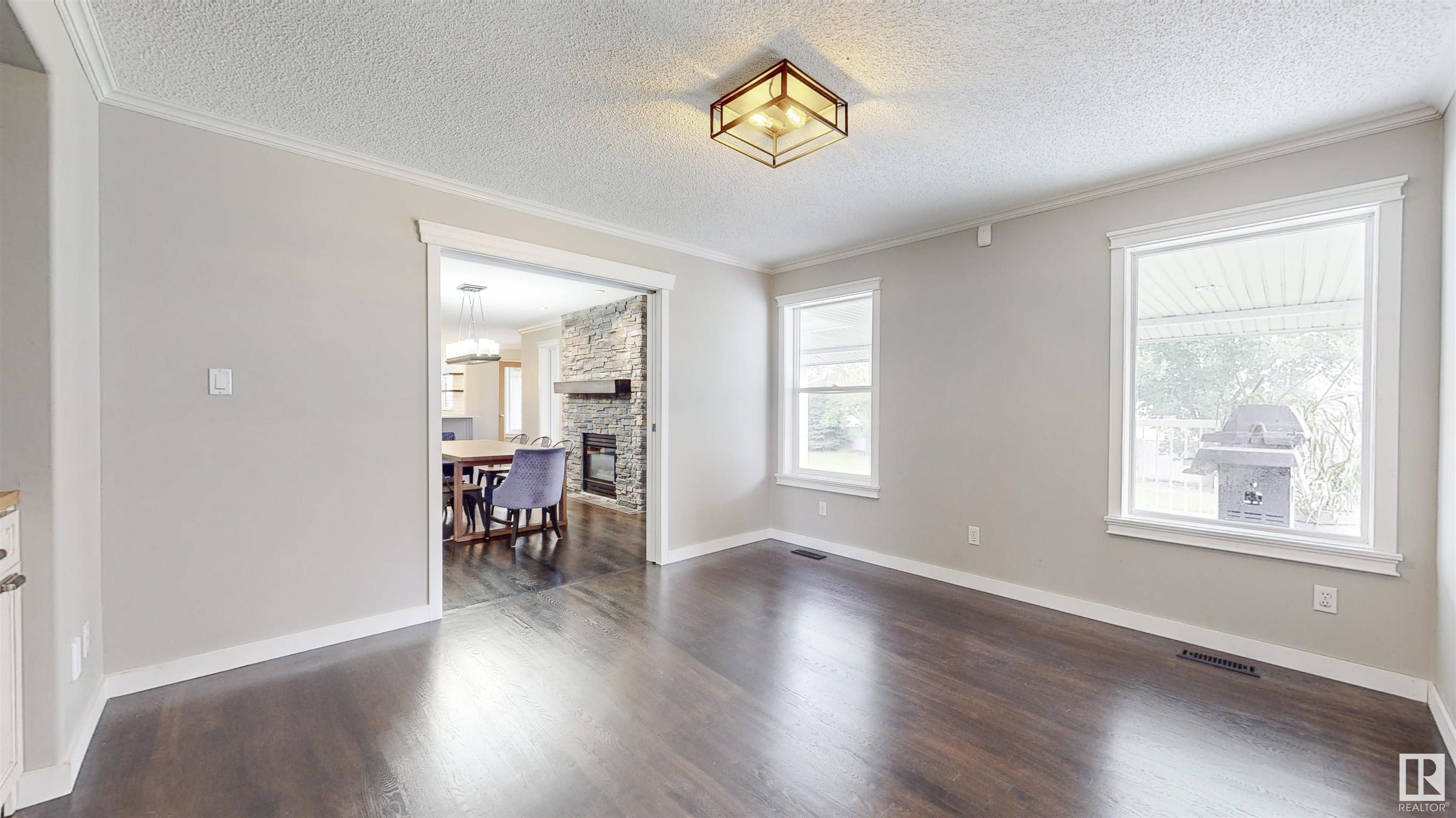 297 ESTATE Drive