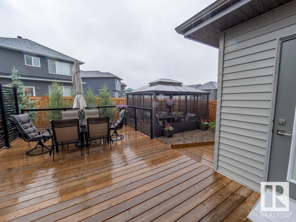226 ANNANDALE Crescent