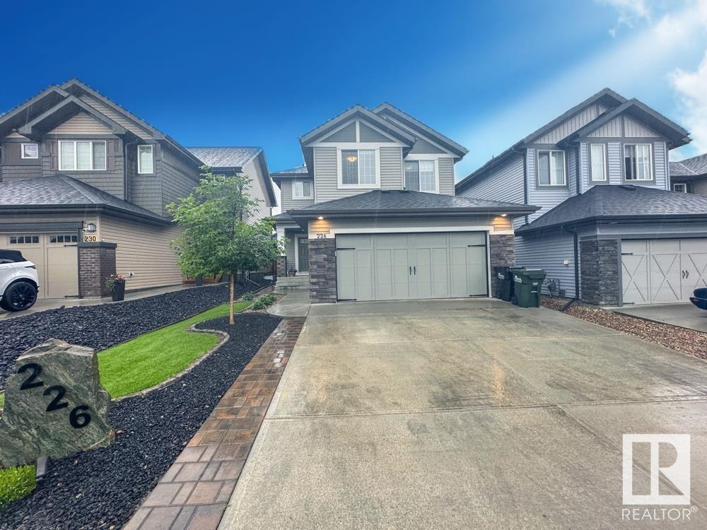 226 ANNANDALE Crescent