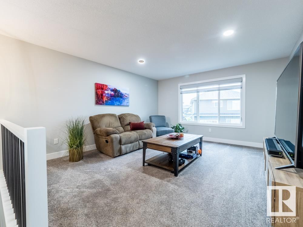 226 ANNANDALE Crescent