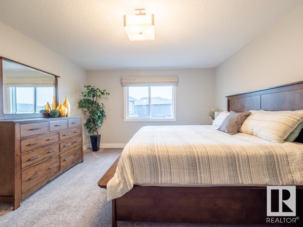 226 ANNANDALE Crescent