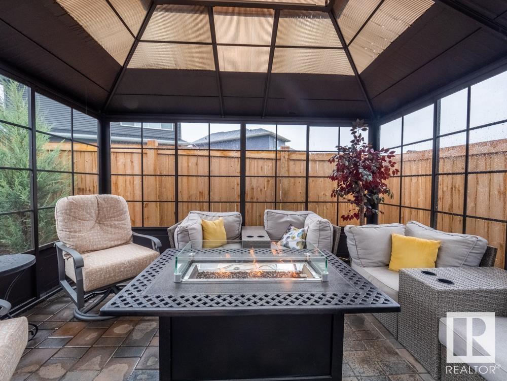 226 ANNANDALE Crescent