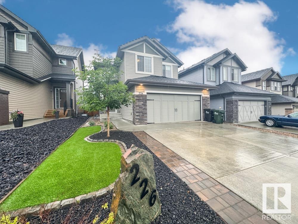 226 ANNANDALE Crescent