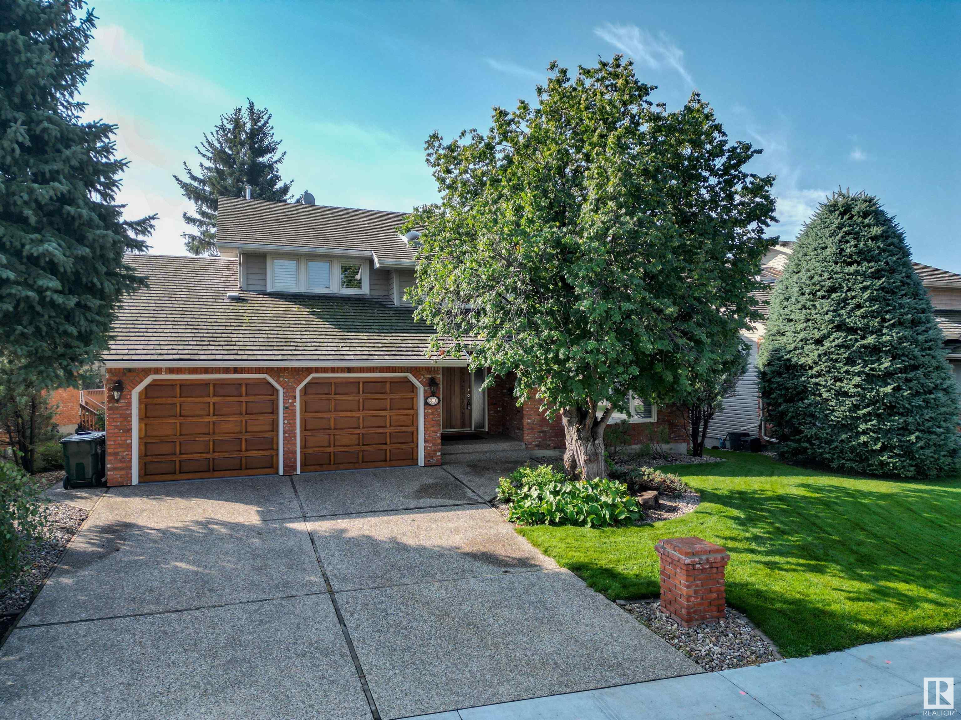 580 VICTORIA Way