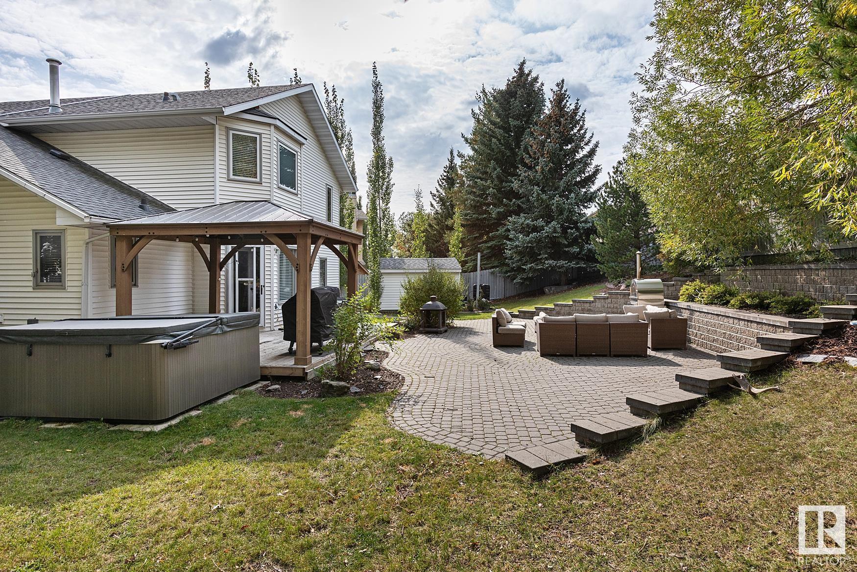 120 GLENCOE Boulevard