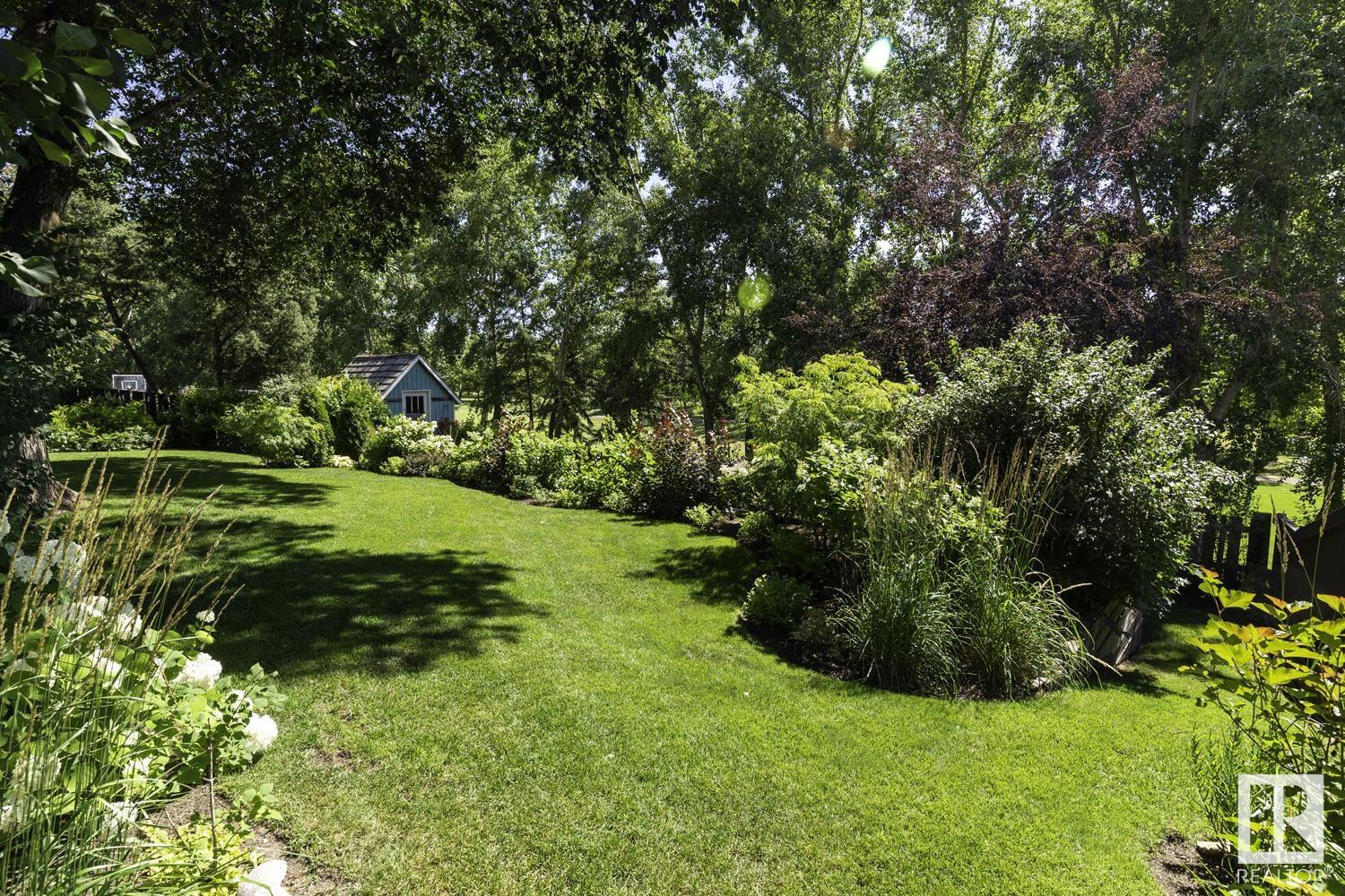 21 BRAESIDE Crescent